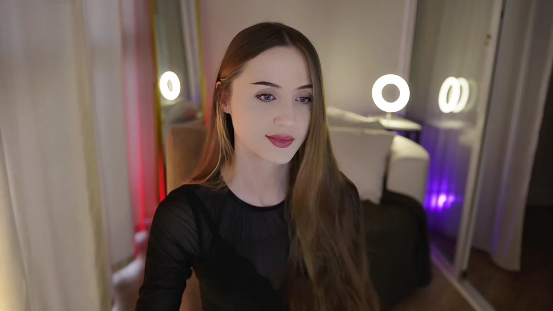 Gallery image thumbnail from Innocent_Soul's myfreecams stream on, 09/25/2025, 14:42 image 15 of 20