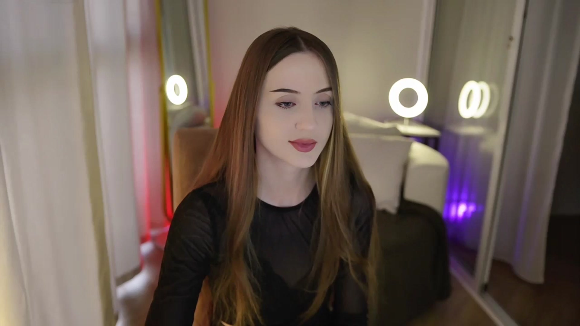 Gallery image thumbnail from Innocent_Soul's myfreecams stream on, 09/25/2025, 14:42 image 3 of 20