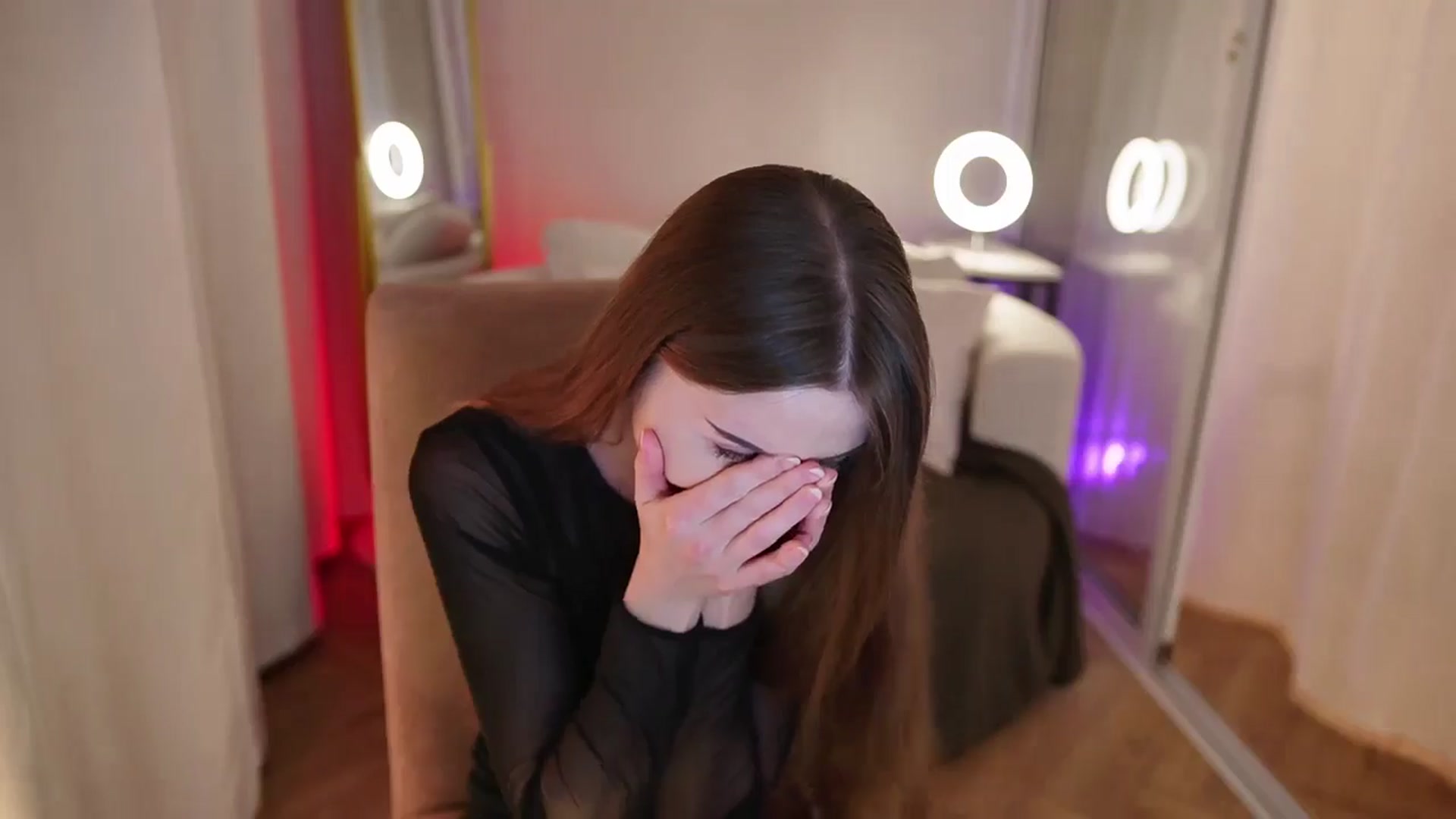 Gallery image thumbnail from Innocent_Soul's myfreecams stream on, 09/25/2025, 16:35 image 11 of 20