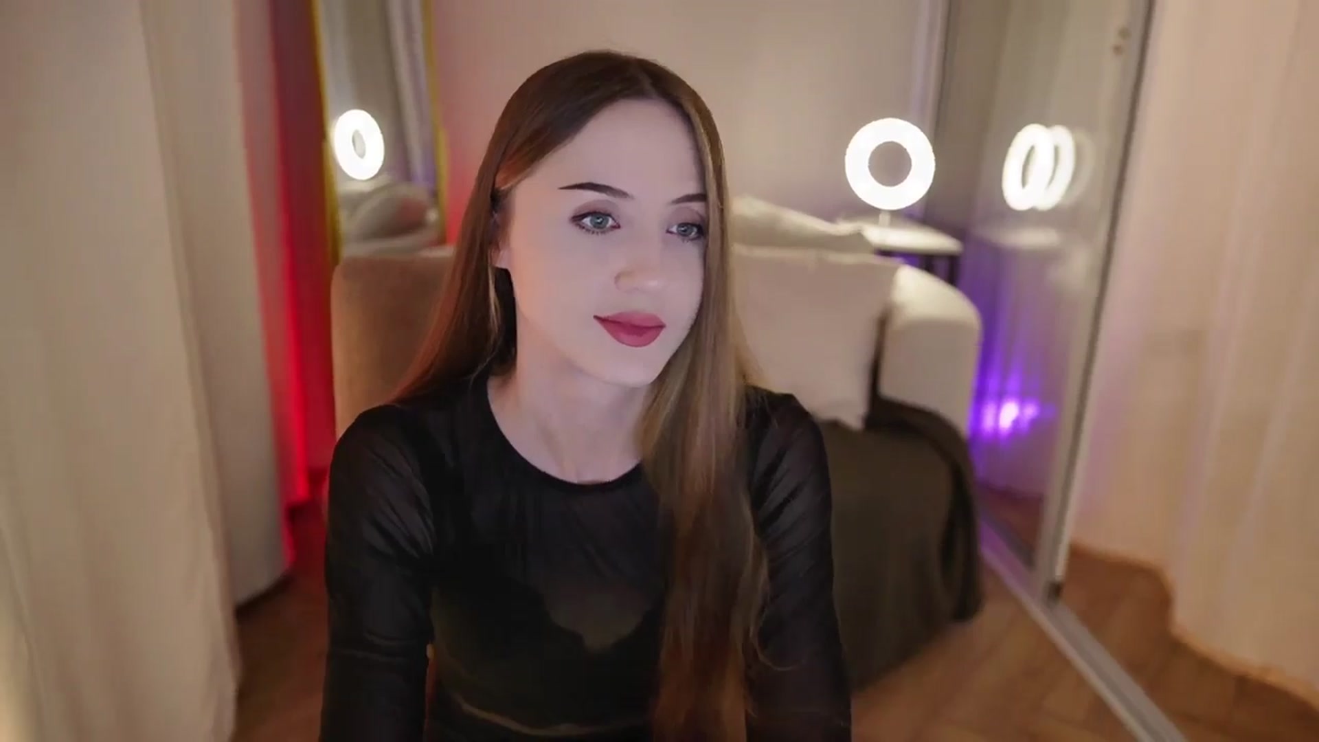 Gallery image thumbnail from Innocent_Soul's myfreecams stream on, 09/25/2025, 16:35 image 5 of 20