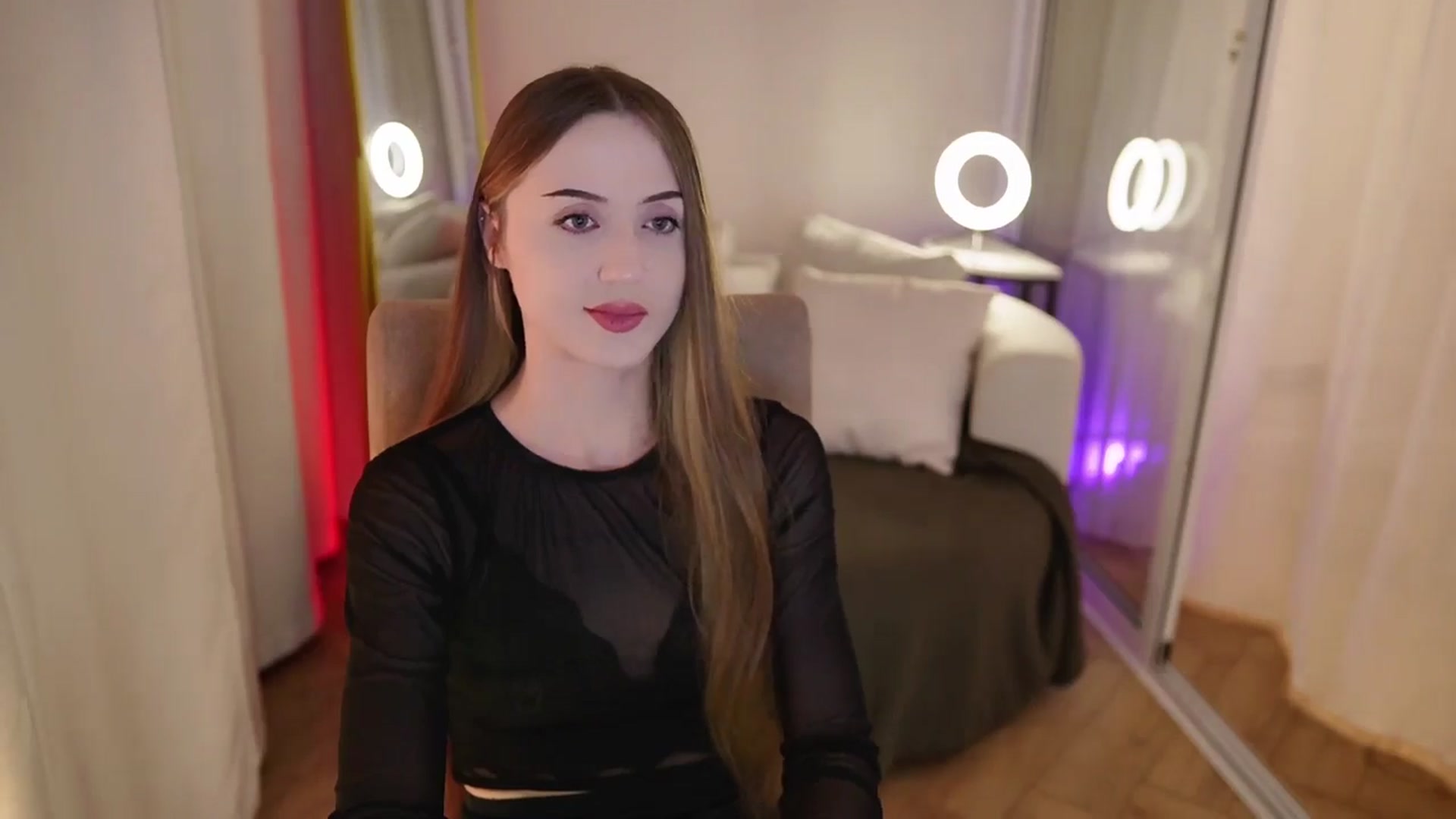Gallery image thumbnail from Innocent_Soul's myfreecams stream on, 09/25/2025, 16:35 image 19 of 20