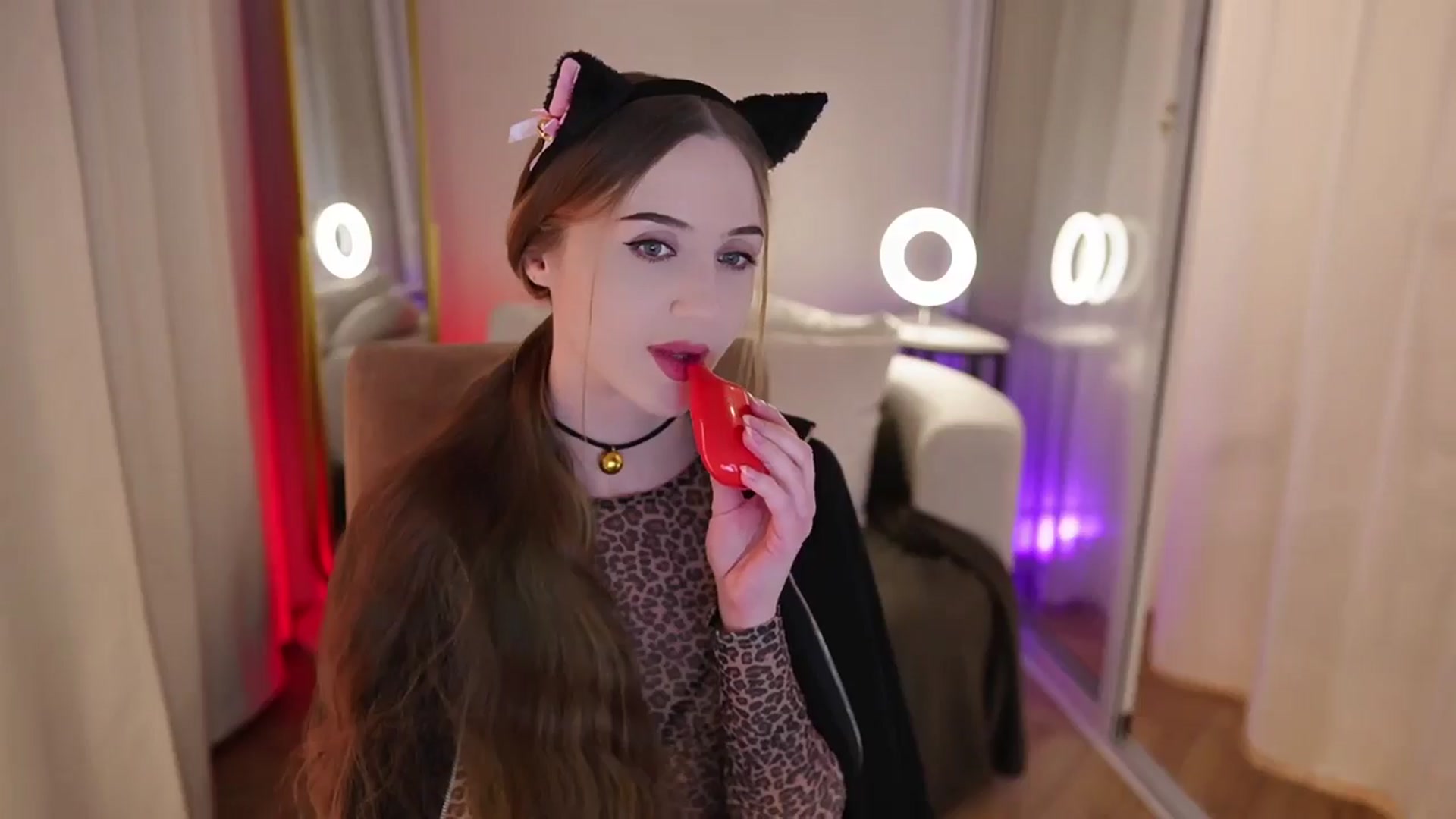 Gallery image thumbnail from Innocent_Soul's myfreecams stream on, 09/29/2025, 16:51 image 14 of 20