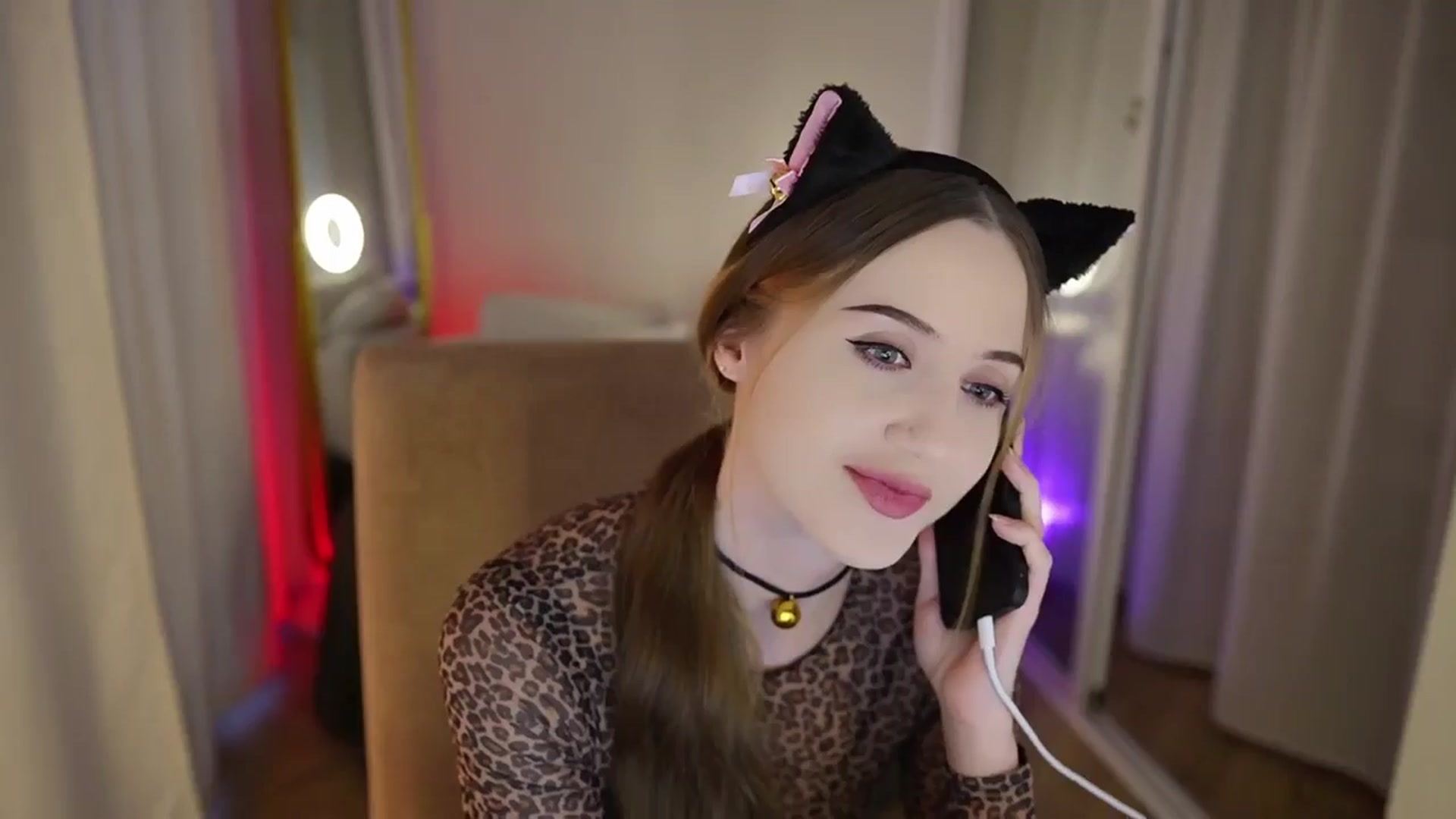 Gallery image thumbnail from Innocent_Soul's myfreecams stream on, 09/29/2025, 16:51 image 6 of 20