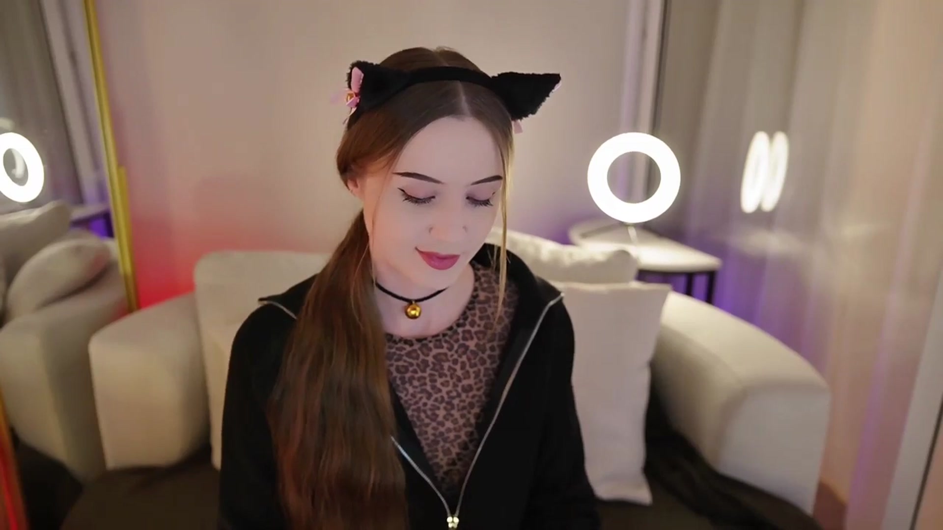Gallery image thumbnail from Innocent_Soul's myfreecams stream on, 09/29/2025, 17:40 image 16 of 20