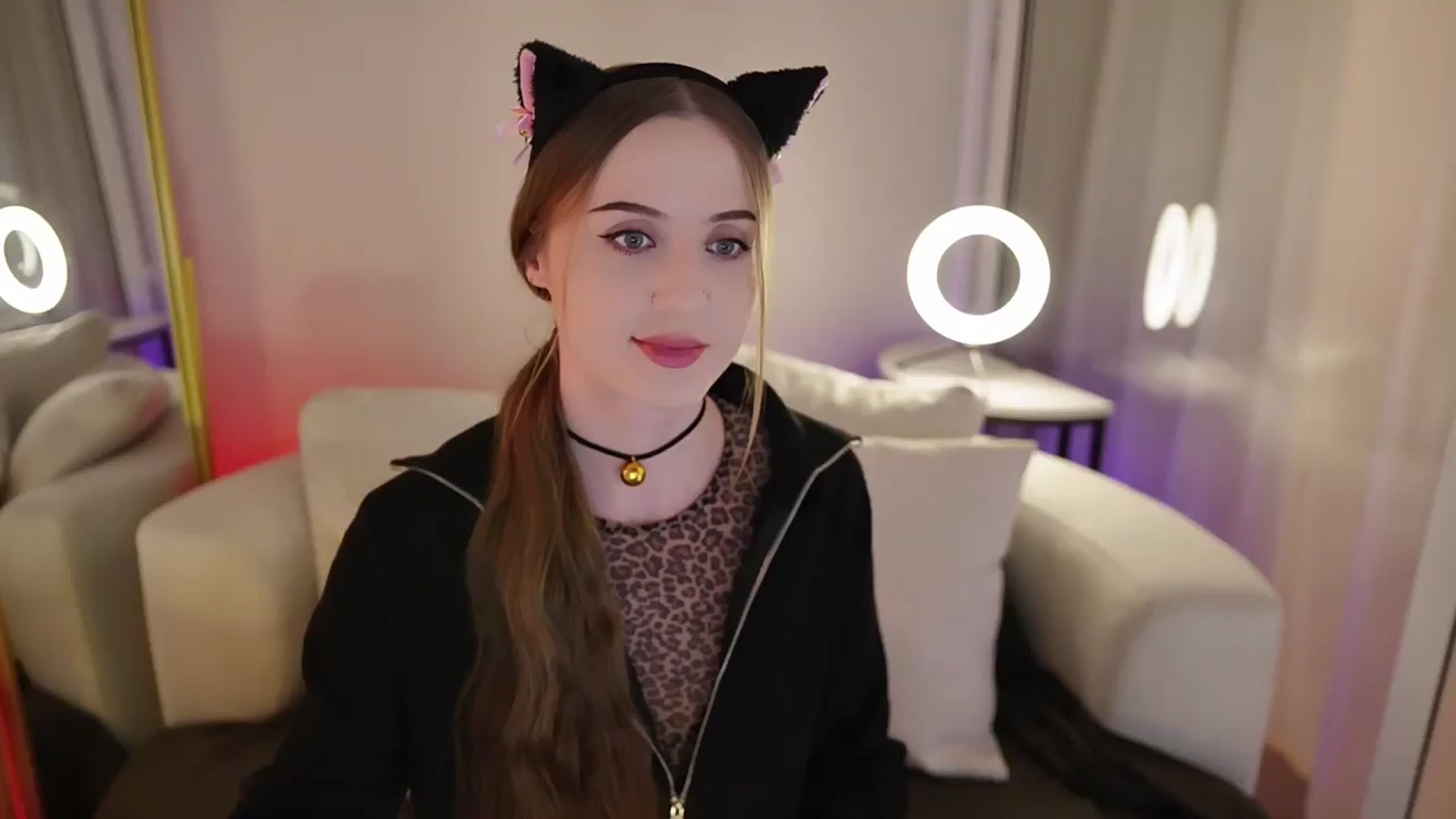 Gallery image thumbnail from Innocent_Soul's myfreecams stream on, 09/29/2025, 17:40 image 1 of 20