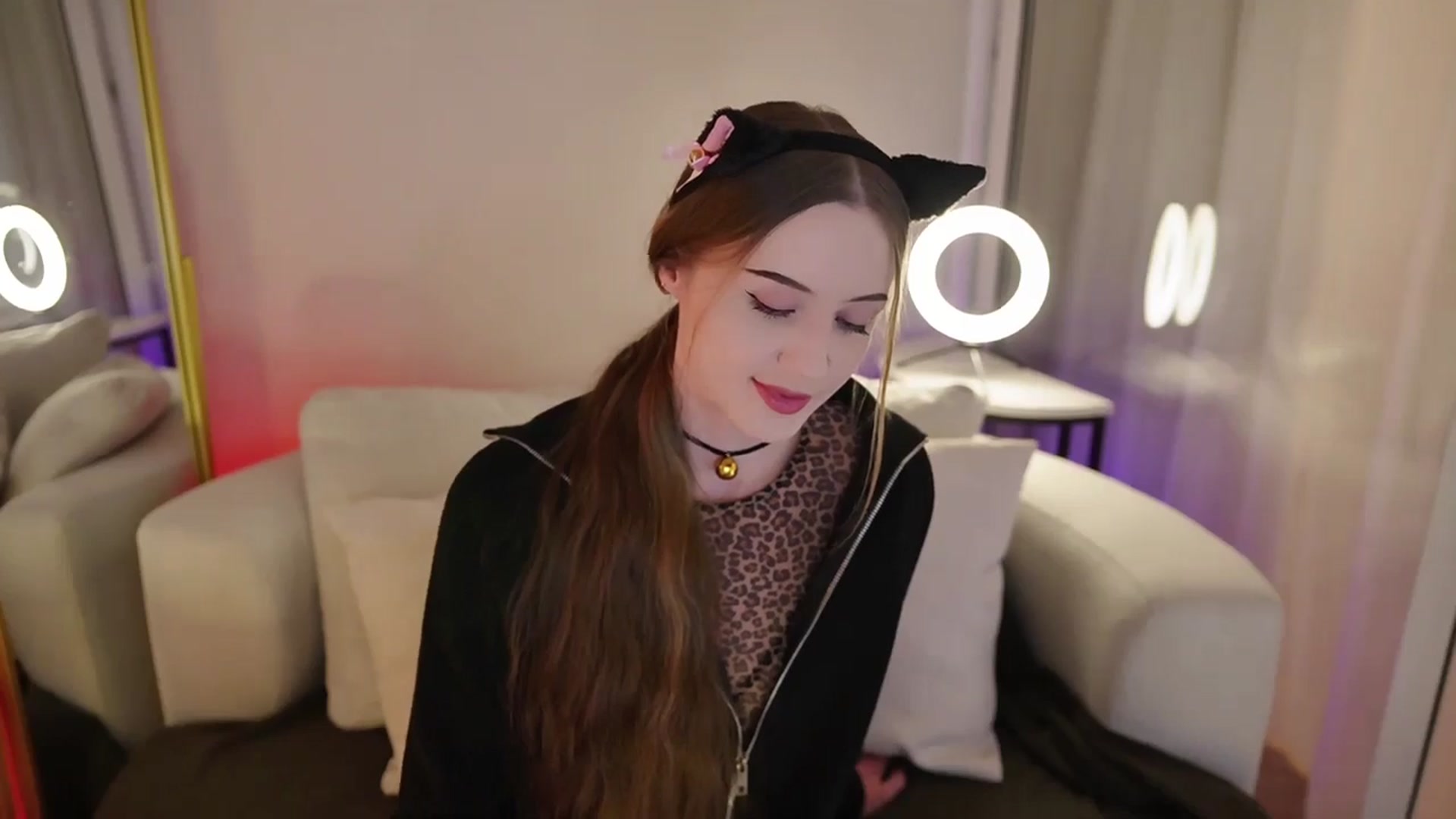 Gallery image thumbnail from Innocent_Soul's myfreecams stream on, 09/29/2025, 17:40 image 10 of 20