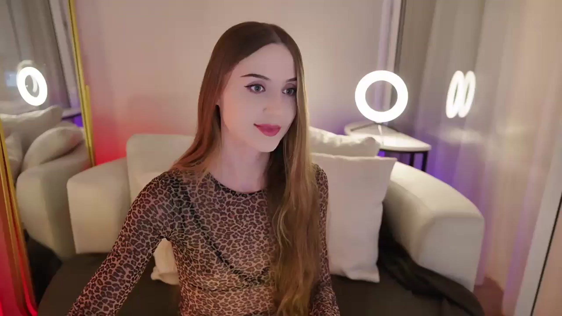 Gallery image thumbnail from Innocent_Soul's myfreecams stream on, 09/29/2025, 18:52 image 3 of 20