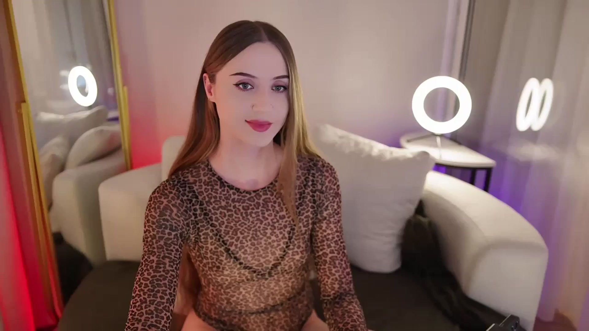 Gallery image thumbnail from Innocent_Soul's myfreecams stream on, 09/29/2025, 20:03 image 1 of 20
