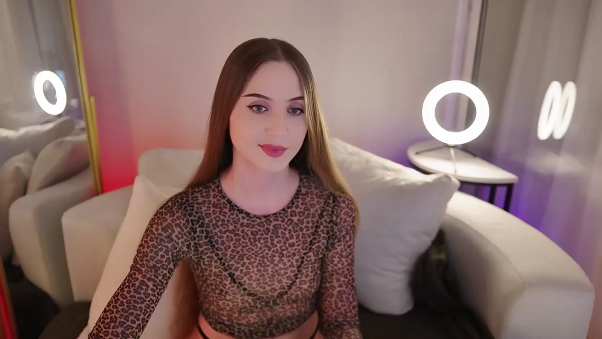Gallery image thumbnail from Innocent_Soul's myfreecams stream on, 09/29/2025, 20:32 image 10 of 20