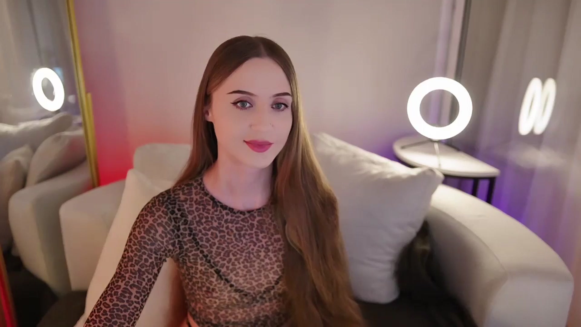 Gallery image thumbnail from Innocent_Soul's myfreecams stream on, 09/29/2025, 20:32 image 17 of 20
