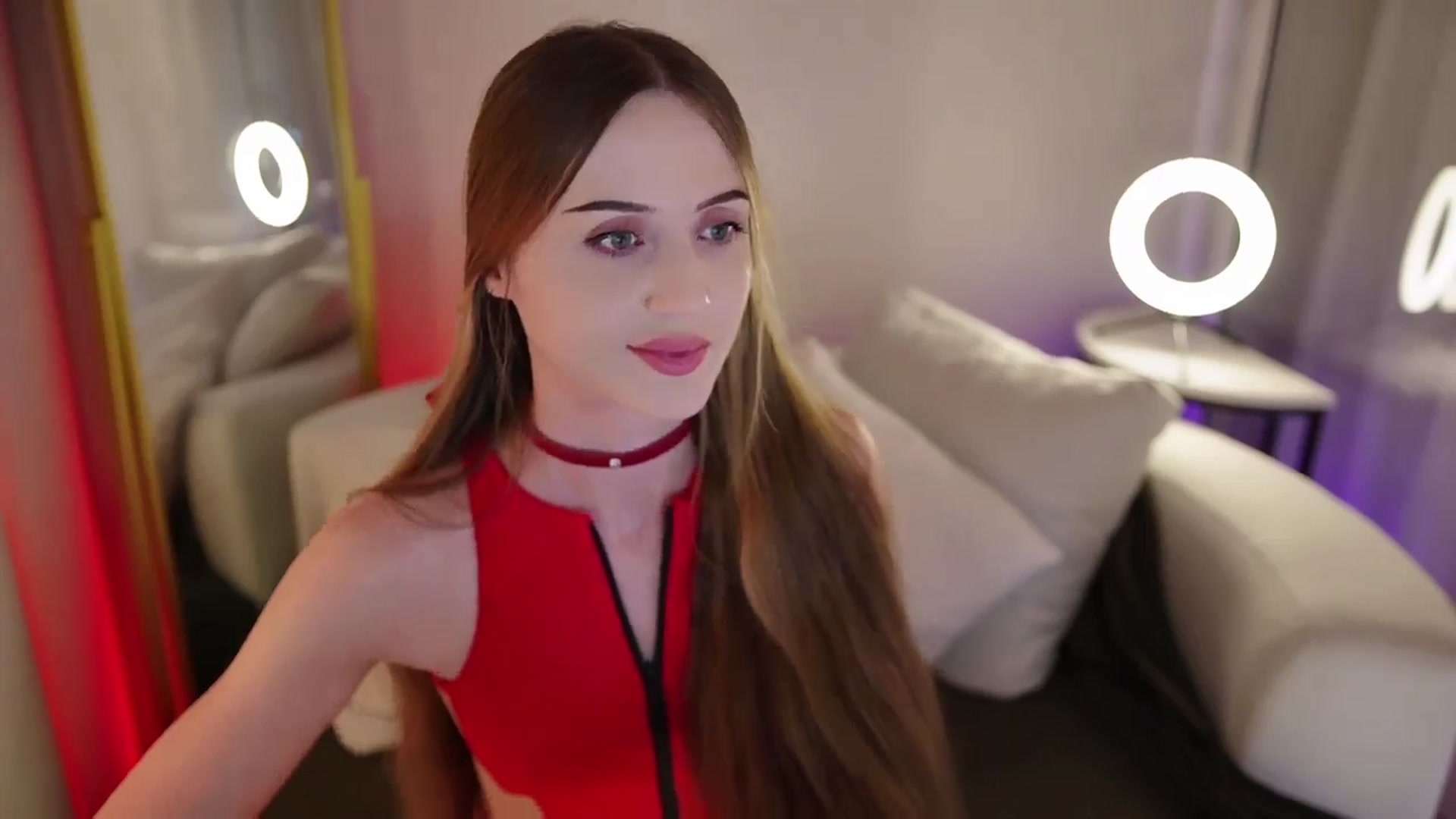 Gallery image thumbnail from Innocent_Soul's myfreecams stream on, 10/03/2025, 22:32 image 2 of 20