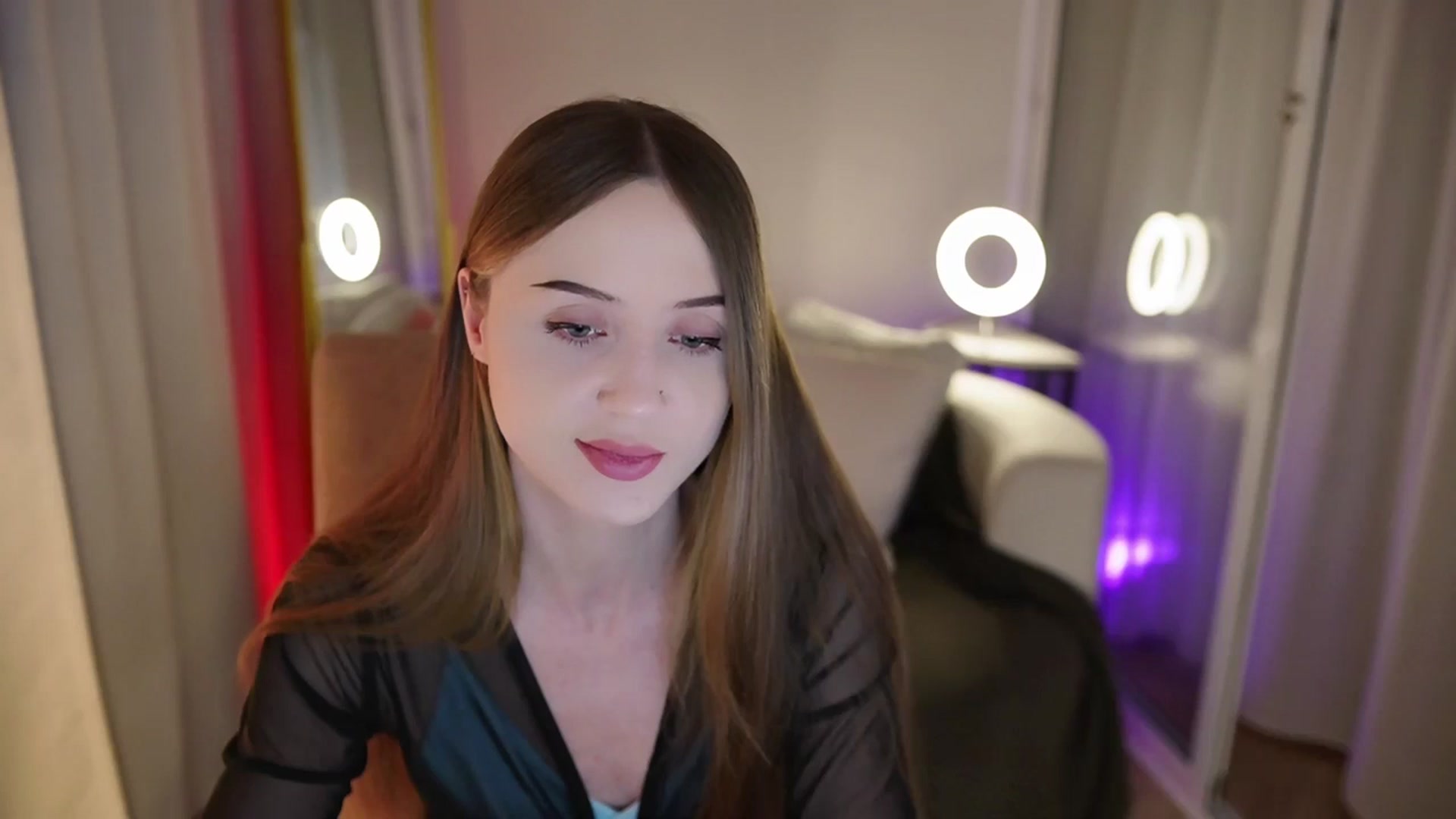 Gallery image thumbnail from Innocent_Soul's myfreecams stream on, 10/04/2025, 15:46 image 18 of 20