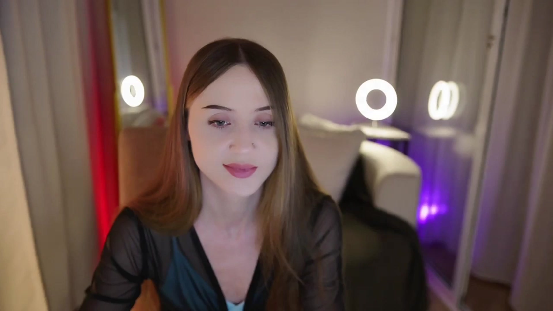 Gallery image thumbnail from Innocent_Soul's myfreecams stream on, 10/04/2025, 15:46 image 16 of 20