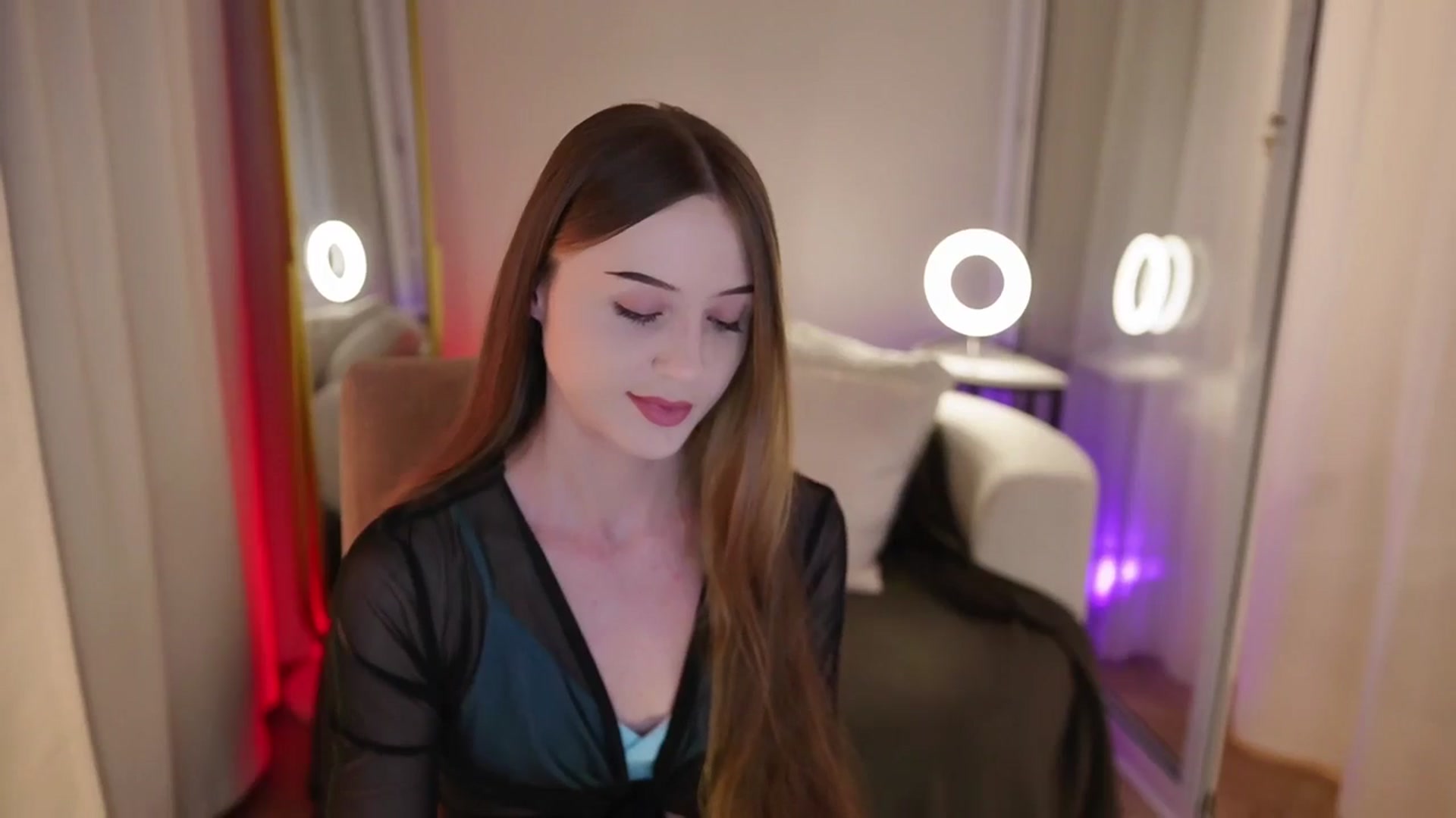 Gallery image thumbnail from Innocent_Soul's myfreecams stream on, 10/04/2025, 16:28 image 20 of 20