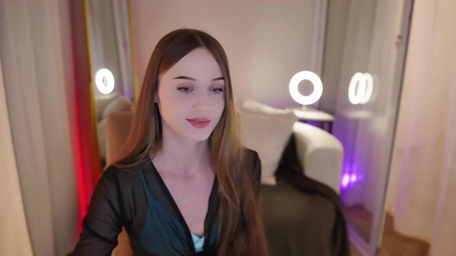 Gallery image thumbnail from Innocent_Soul's myfreecams stream on, 10/04/2025, 16:28 image 11 of 20