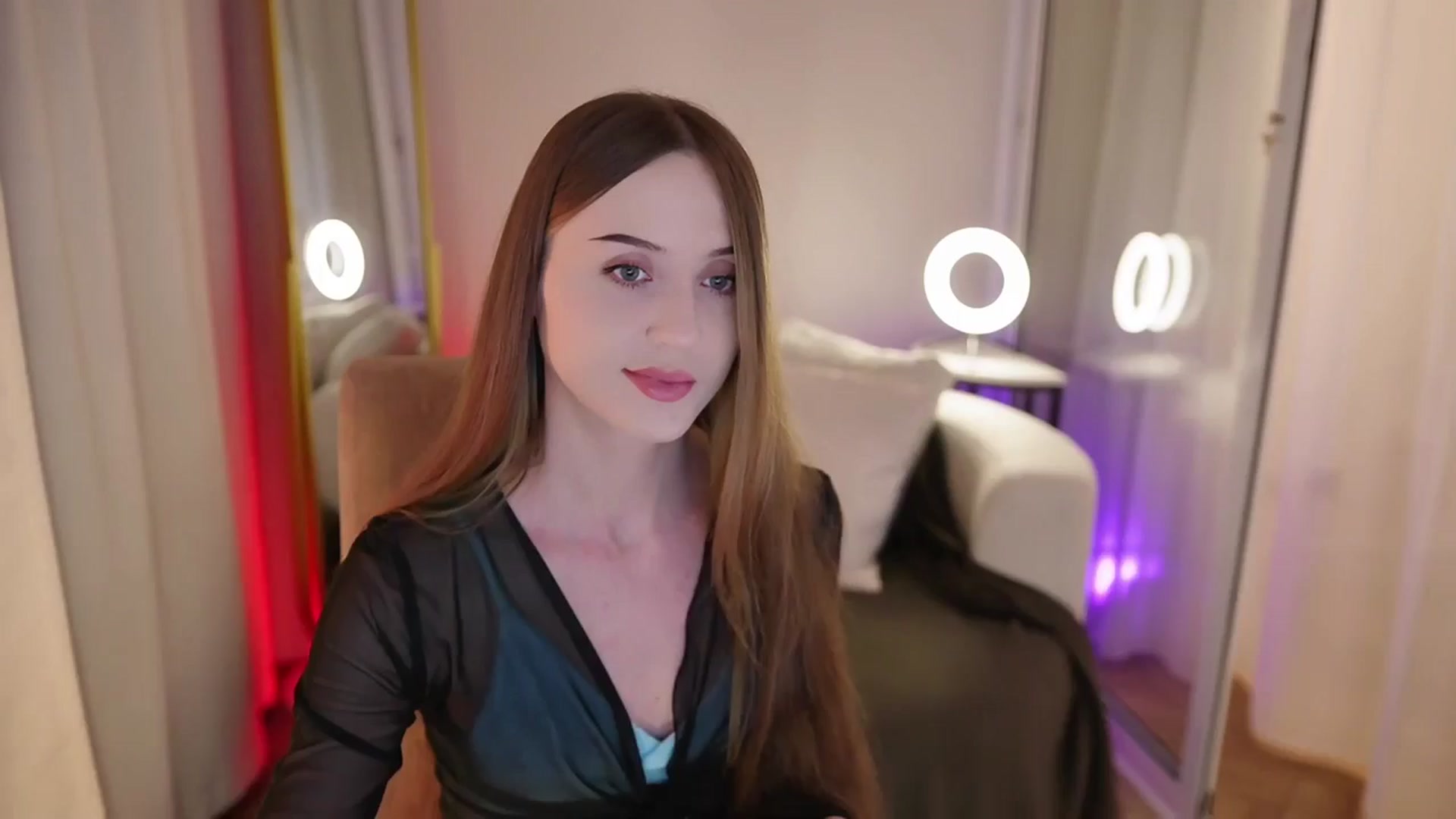 Gallery image thumbnail from Innocent_Soul's myfreecams stream on, 10/04/2025, 16:28 image 10 of 20