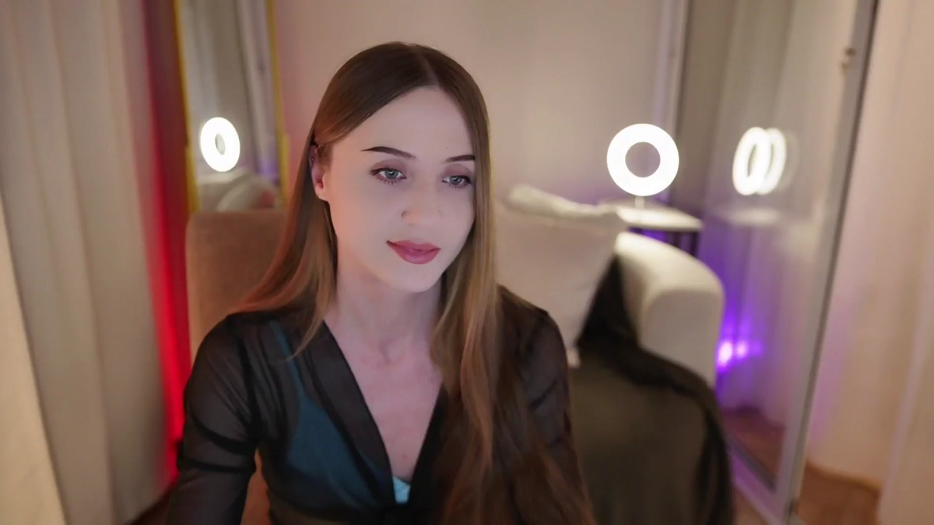 Gallery image thumbnail from Innocent_Soul's myfreecams stream on, 10/04/2025, 18:27 image 2 of 20