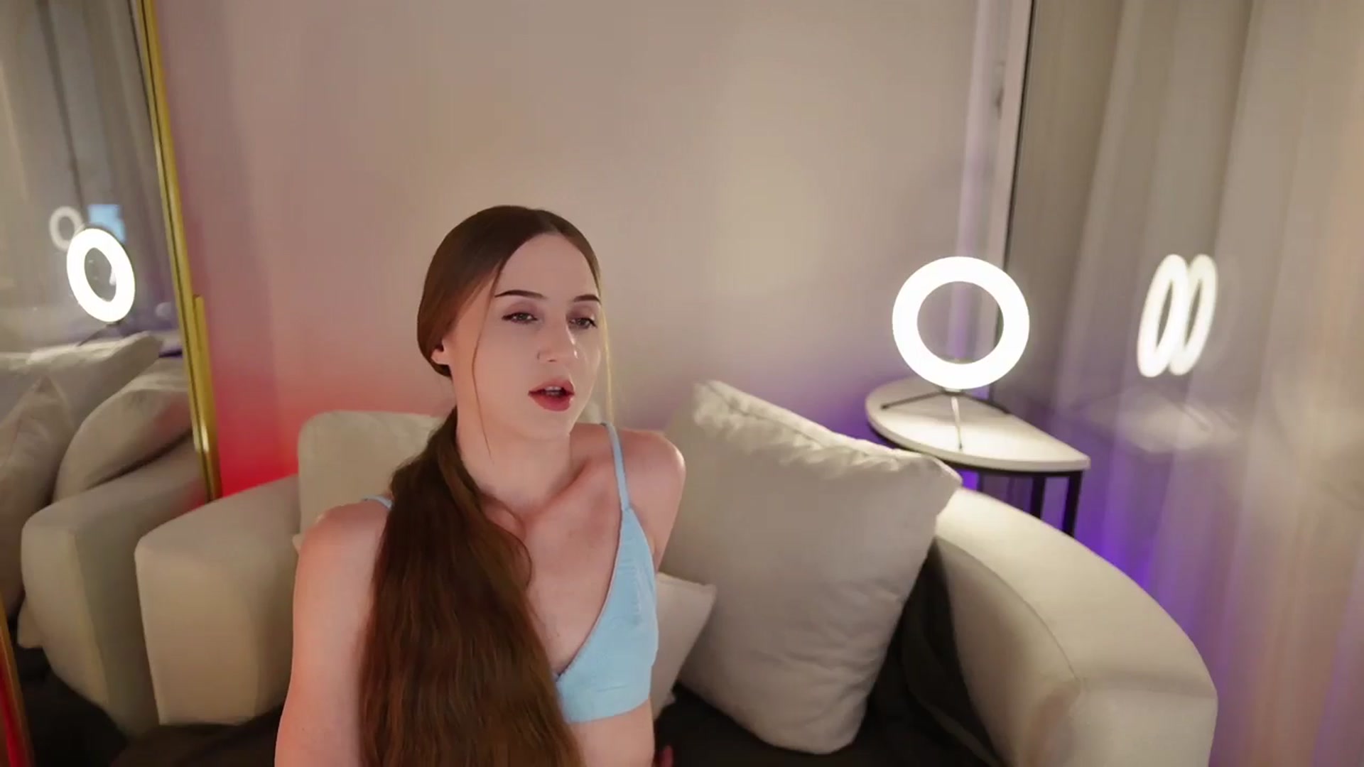 Gallery image thumbnail from Innocent_Soul's myfreecams stream on, 10/04/2025, 20:32 image 20 of 20