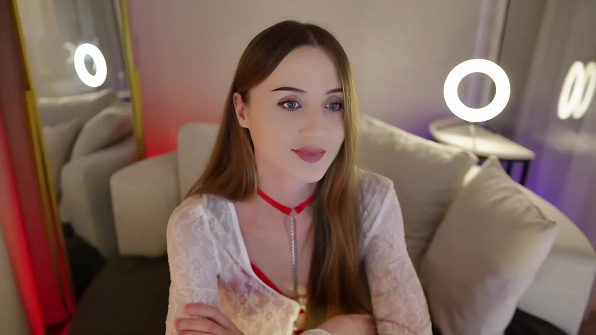Gallery image thumbnail from Innocent_Soul's myfreecams stream on, 10/06/2025, 18:26 image 5 of 20