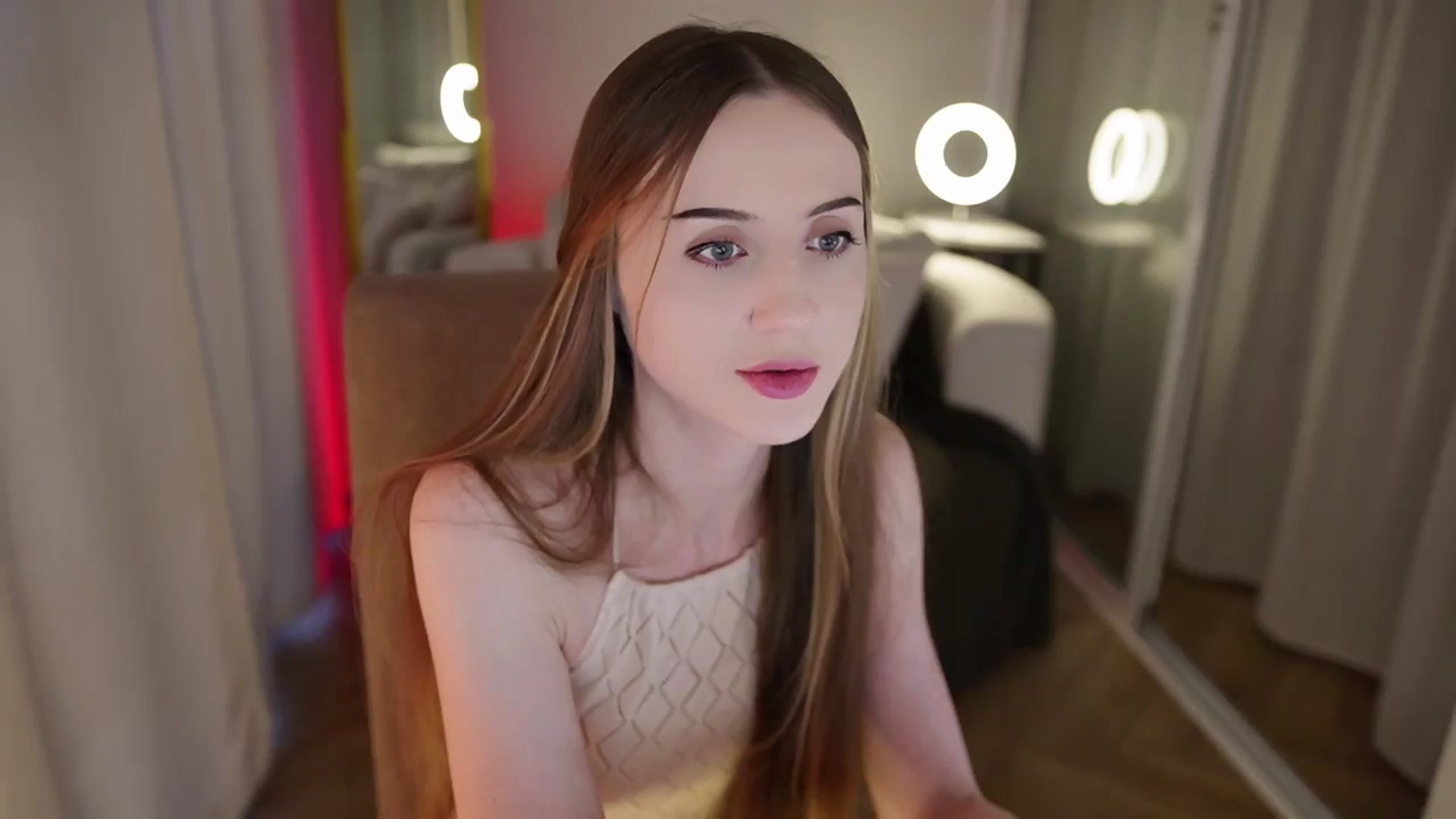 Gallery image thumbnail from Innocent_Soul's myfreecams stream on, 10/09/2025, 14:46 image 16 of 20