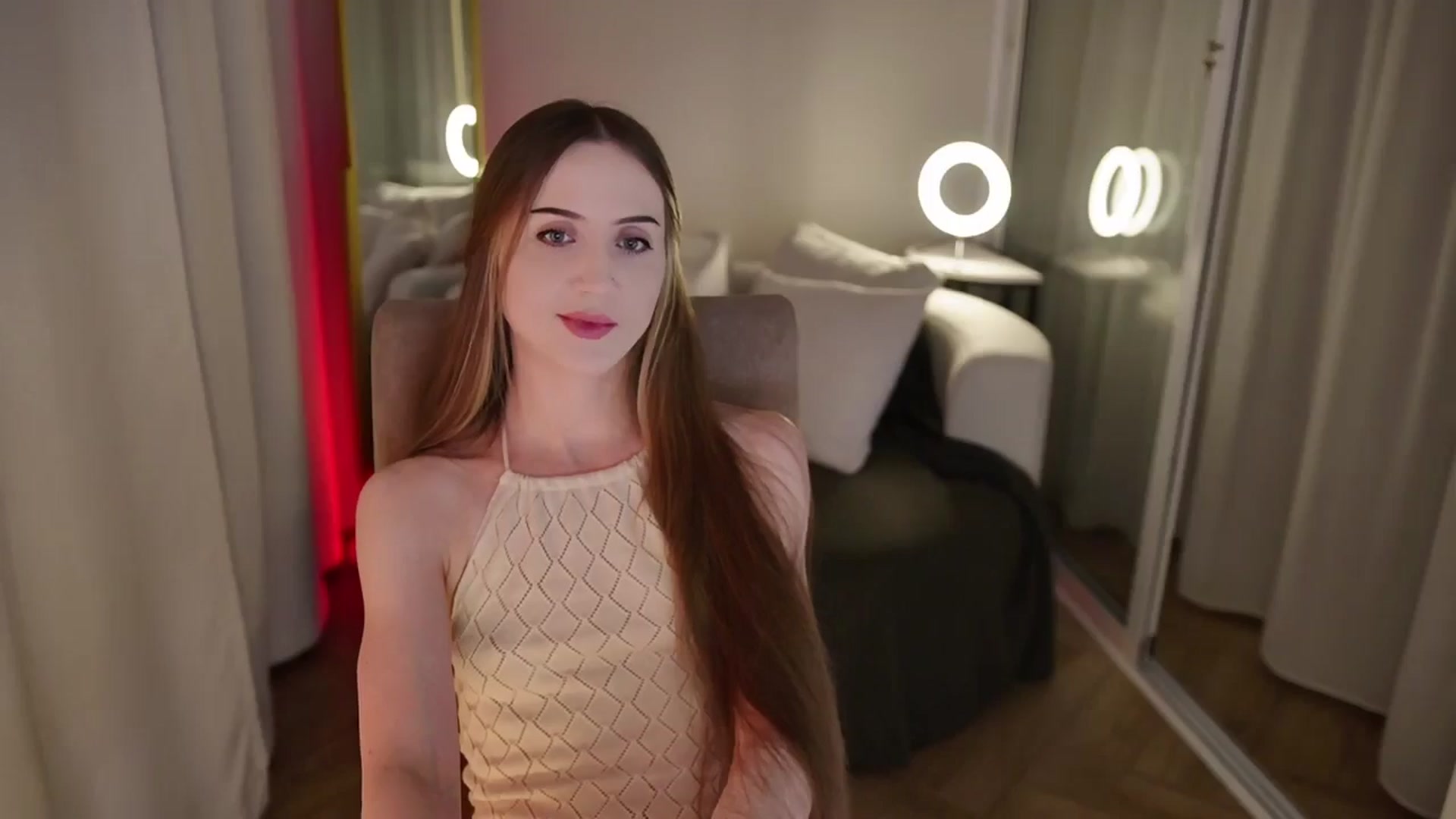 Gallery image thumbnail from Innocent_Soul's myfreecams stream on, 10/09/2025, 16:24 image 9 of 20