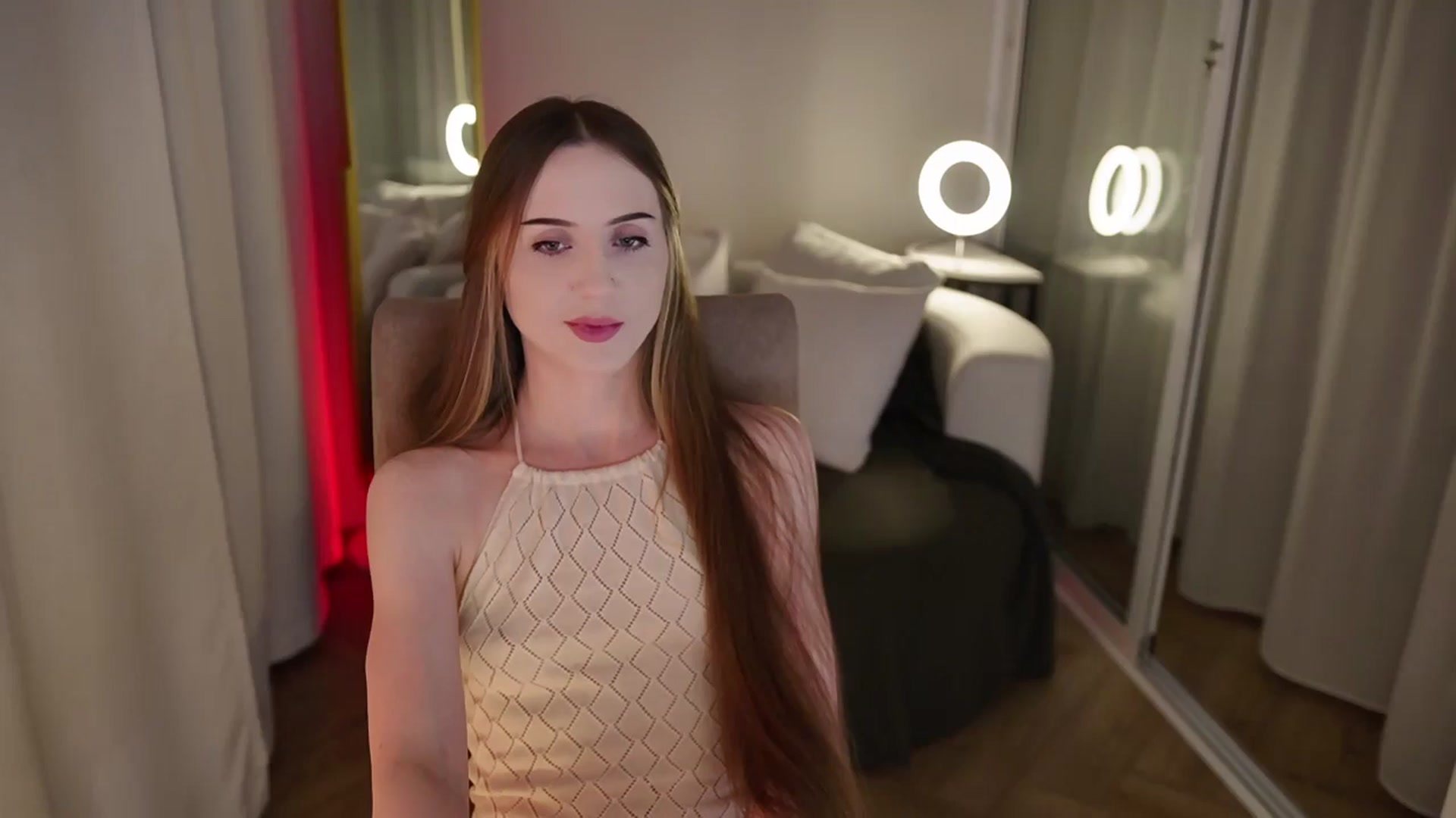 Gallery image thumbnail from Innocent_Soul's myfreecams stream on, 10/09/2025, 16:24 image 5 of 20