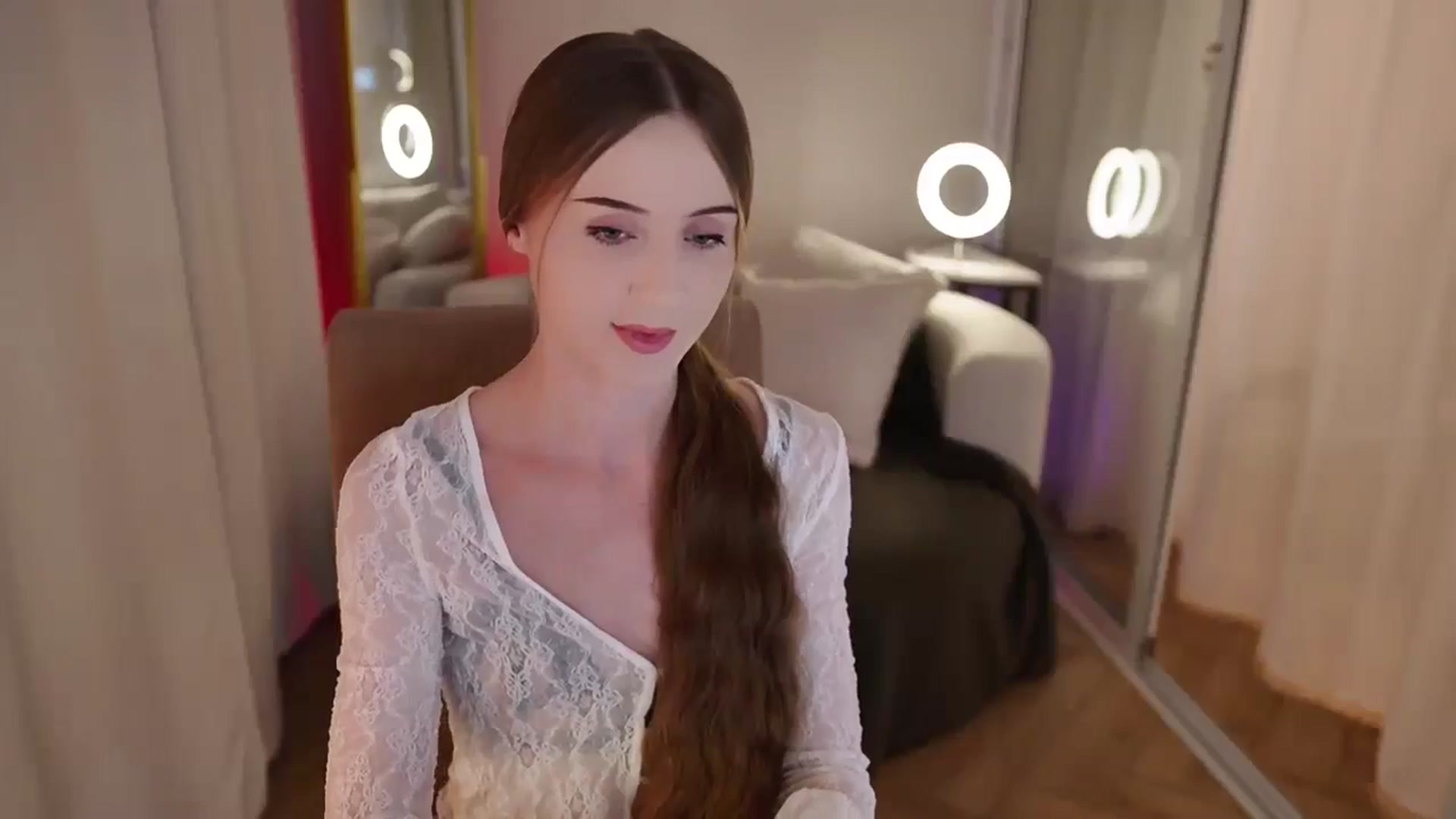 Gallery image thumbnail from Innocent_Soul's myfreecams stream on, 10/11/2025, 15:01 image 2 of 20