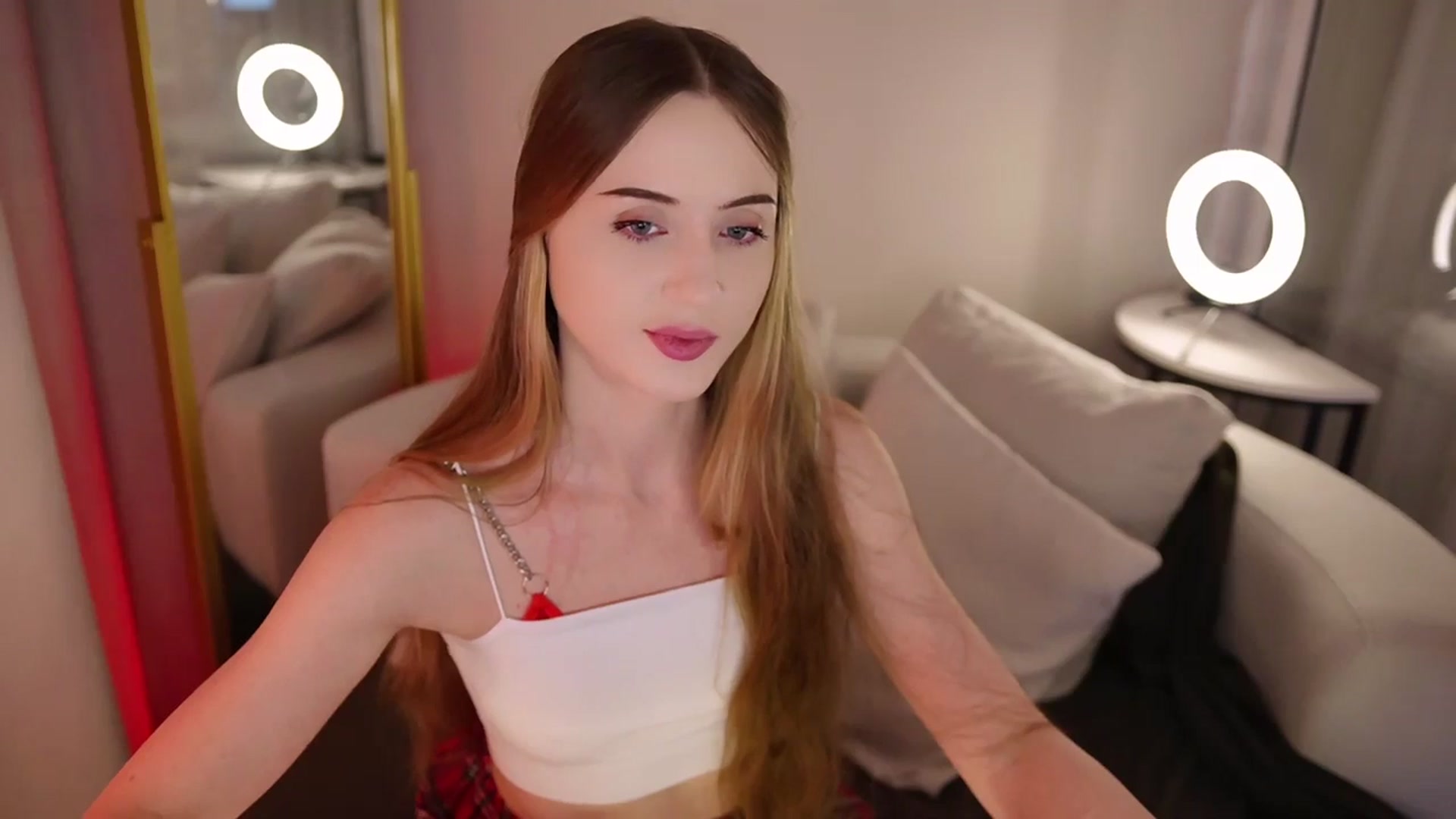 Gallery image thumbnail from Innocent_Soul's myfreecams stream on, 10/30/2025, 18:23 image 16 of 20