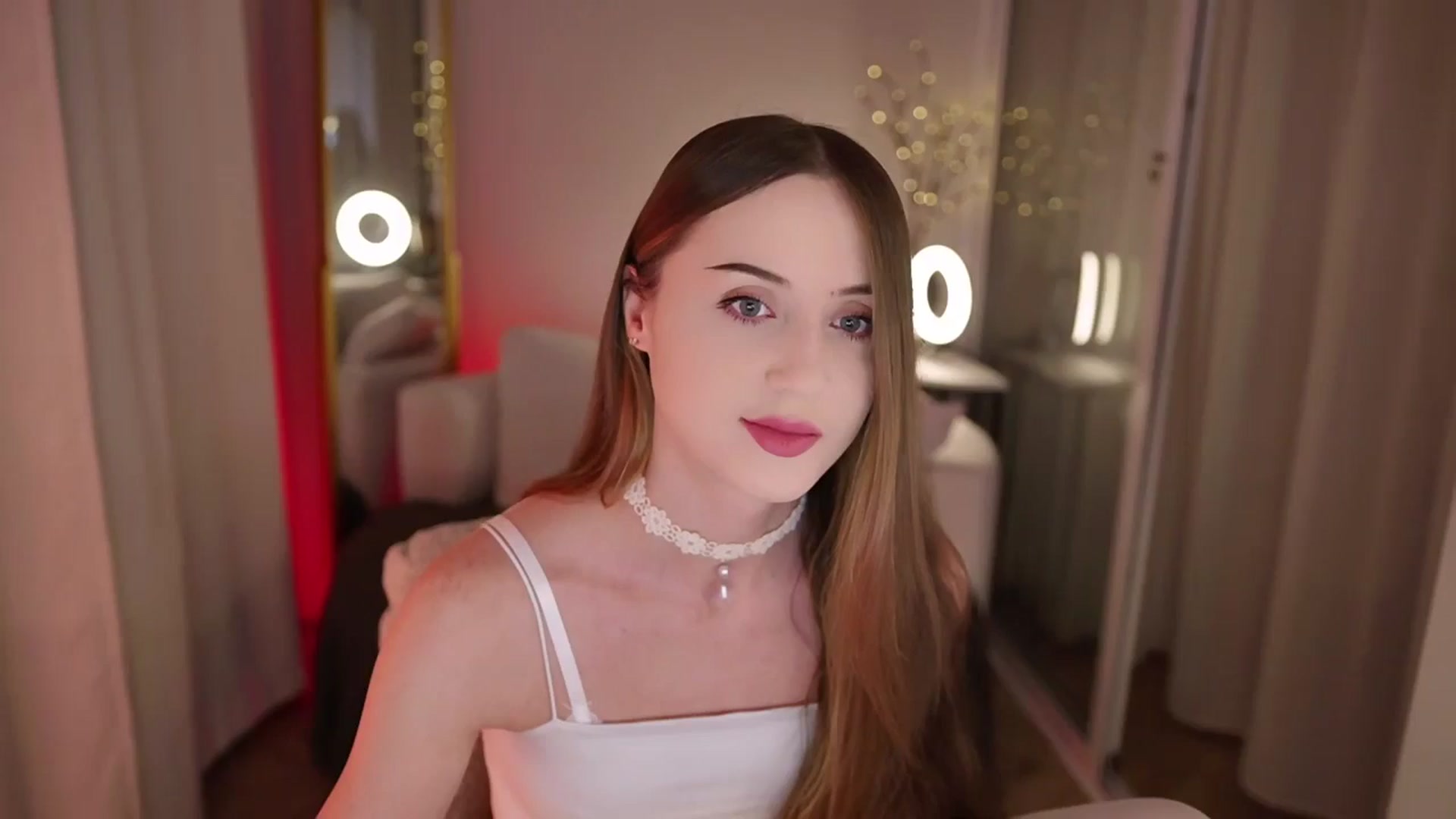 Gallery image thumbnail from Innocent_Soul's myfreecams stream on, 10/31/2025, 15:27 image 1 of 20