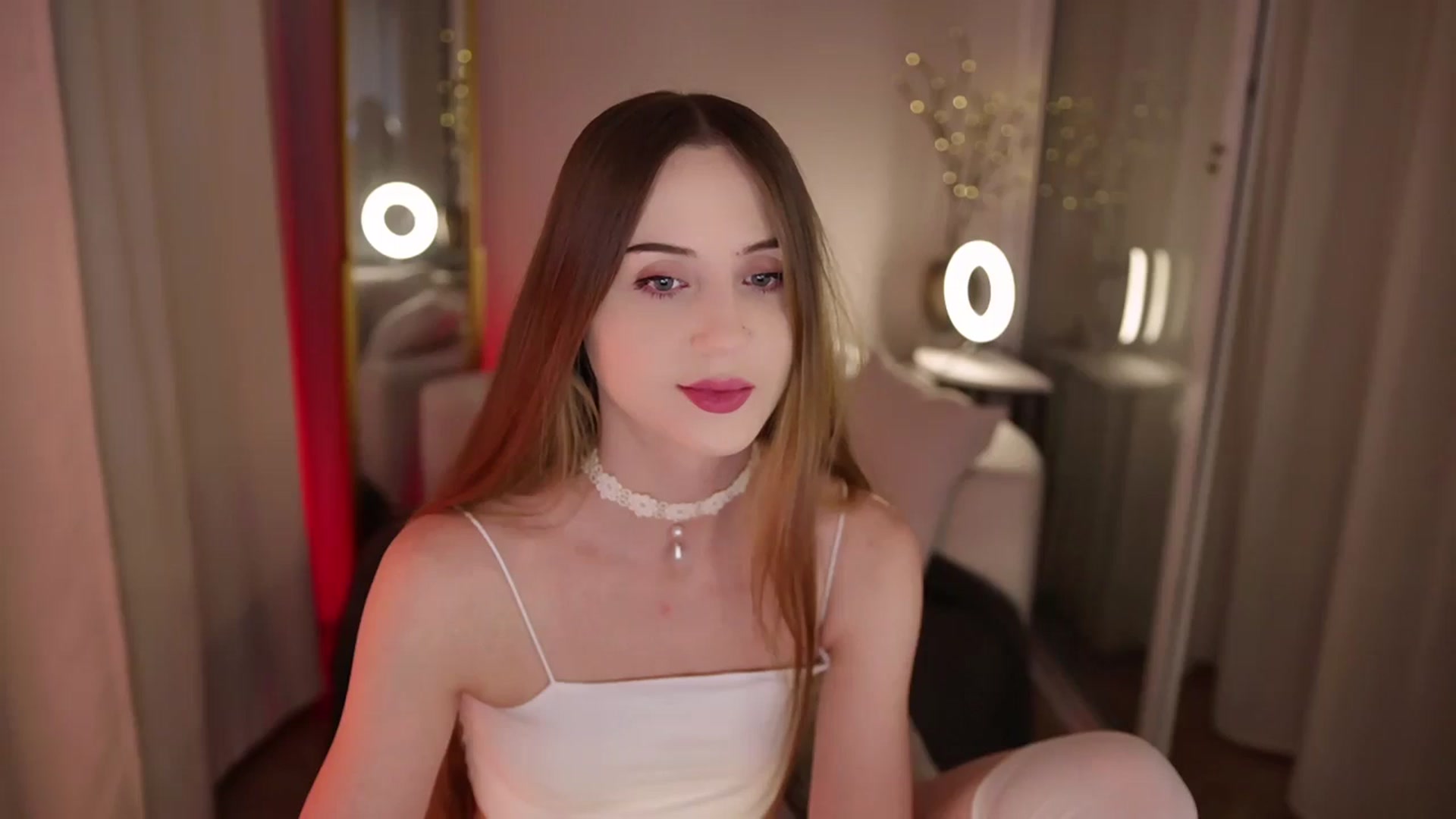 Gallery image thumbnail from Innocent_Soul's myfreecams stream on, 10/31/2025, 18:48 image 5 of 20