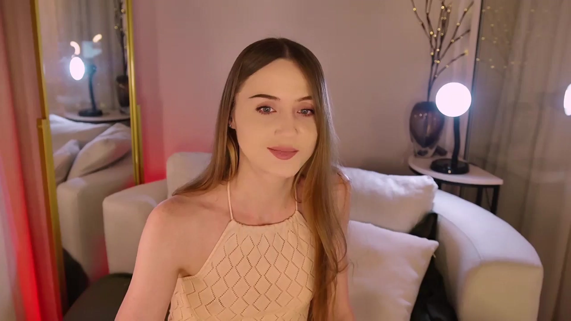 Gallery image thumbnail from Innocent_Soul's myfreecams stream on, 11/04/2025, 19:40 image 19 of 20