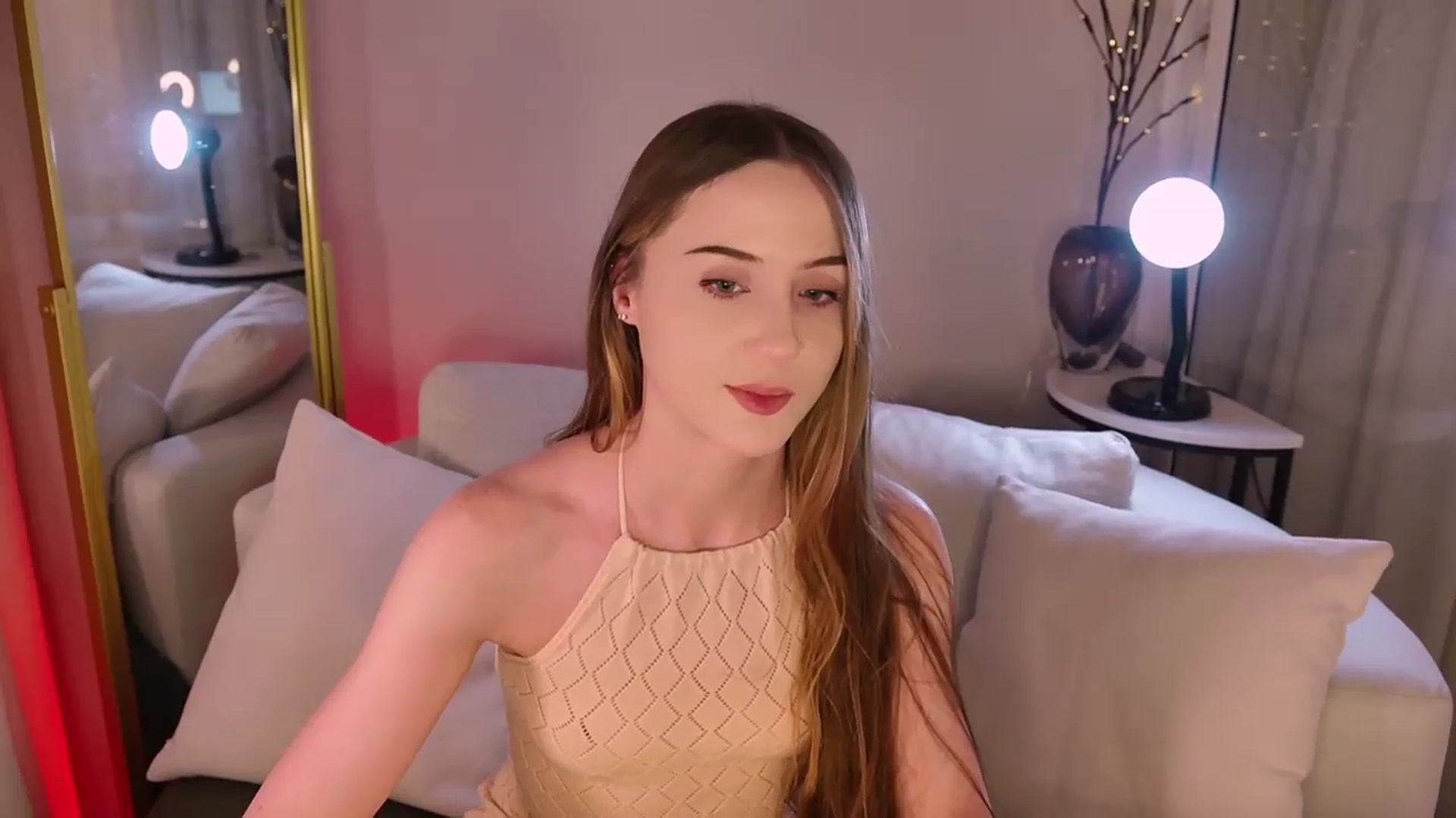 Gallery image thumbnail from Innocent_Soul's myfreecams stream on, 11/04/2025, 22:01 image 7 of 20