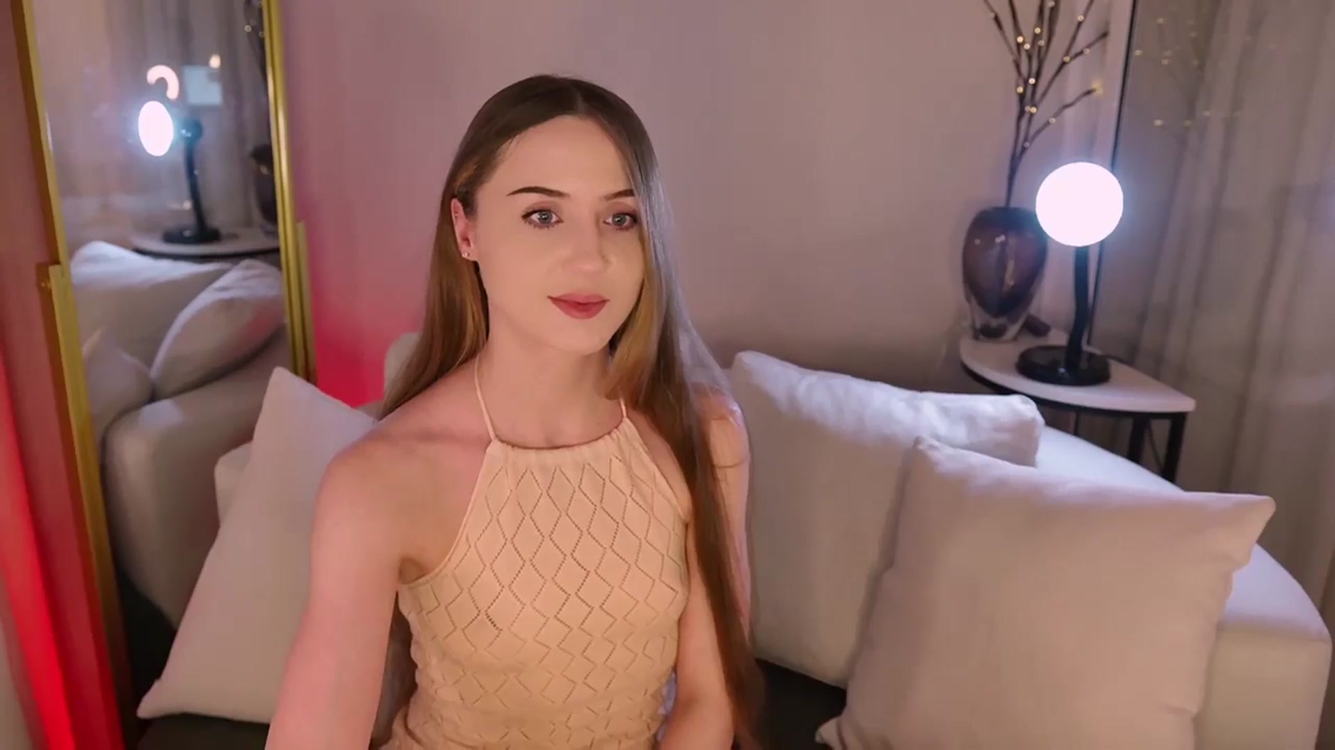 Gallery image thumbnail from Innocent_Soul's myfreecams stream on, 11/04/2025, 22:01 image 17 of 20