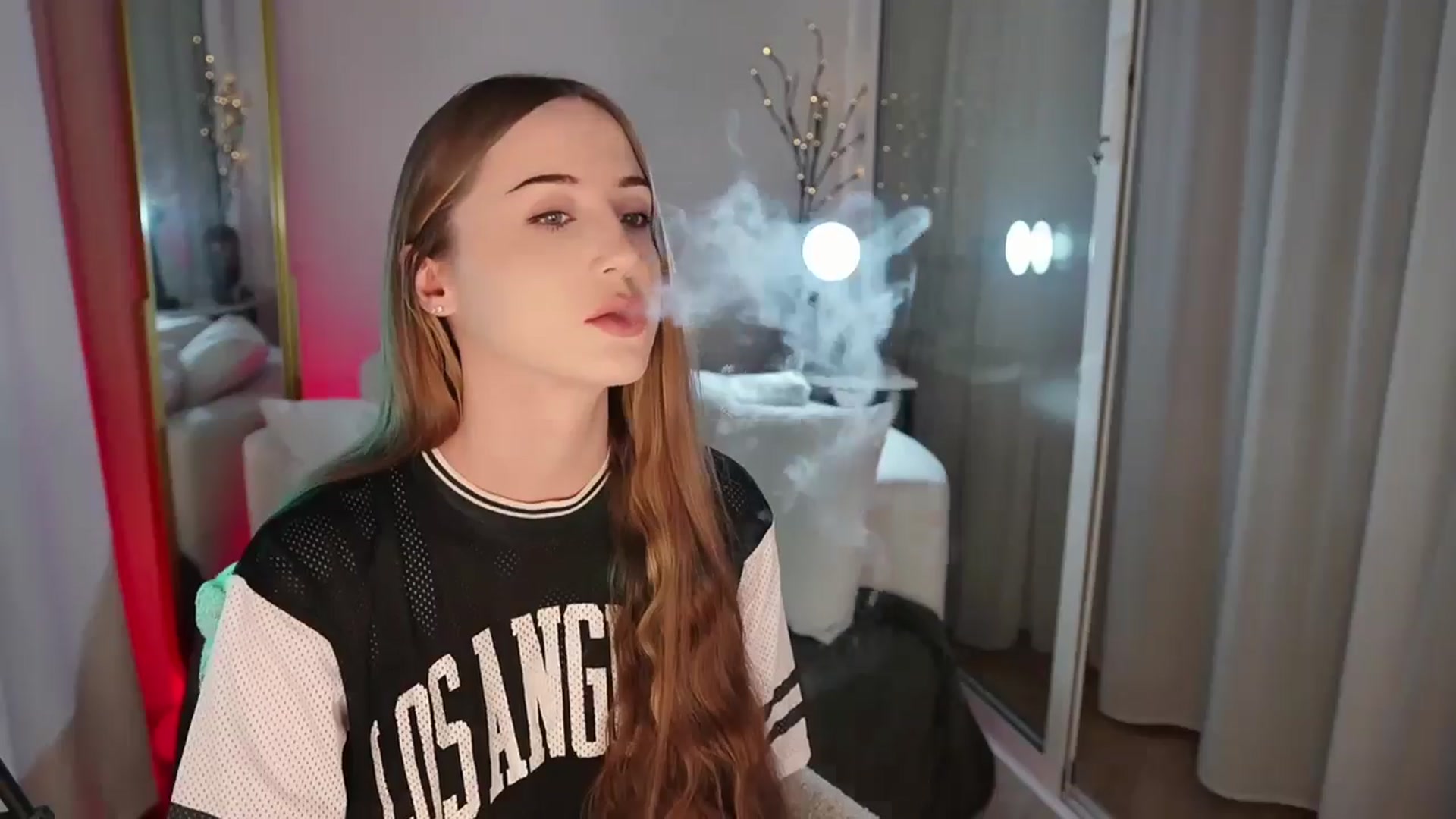 Gallery image thumbnail from Innocent_Soul's myfreecams stream on, 11/05/2025, 17:19 image 10 of 20
