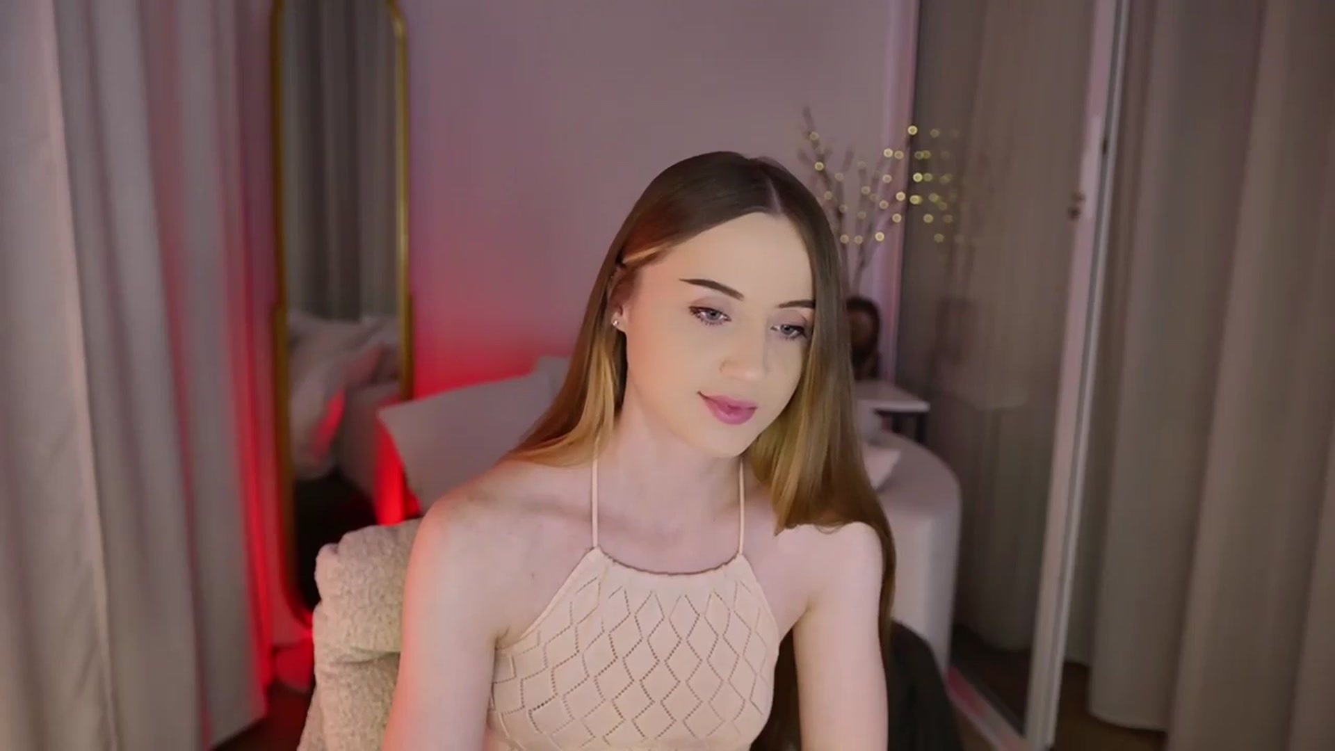 Gallery image thumbnail from Innocent_Soul's myfreecams stream on, 11/11/2025, 17:06 image 17 of 20