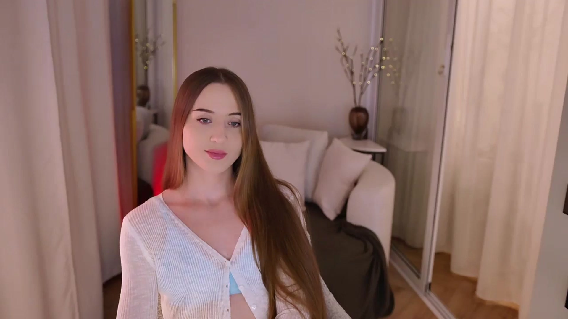 Gallery image thumbnail from Innocent_Soul's myfreecams stream on, 11/15/2025, 15:34 image 2 of 20