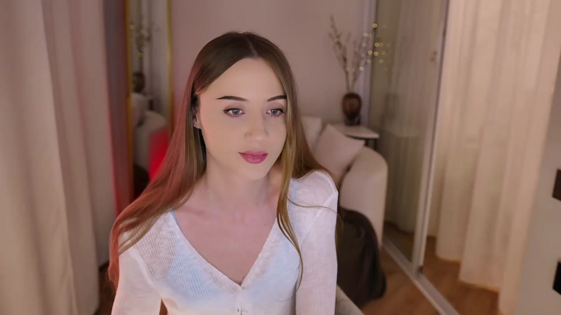 Gallery image thumbnail from Innocent_Soul's myfreecams stream on, 11/15/2025, 18:05 image 1 of 20