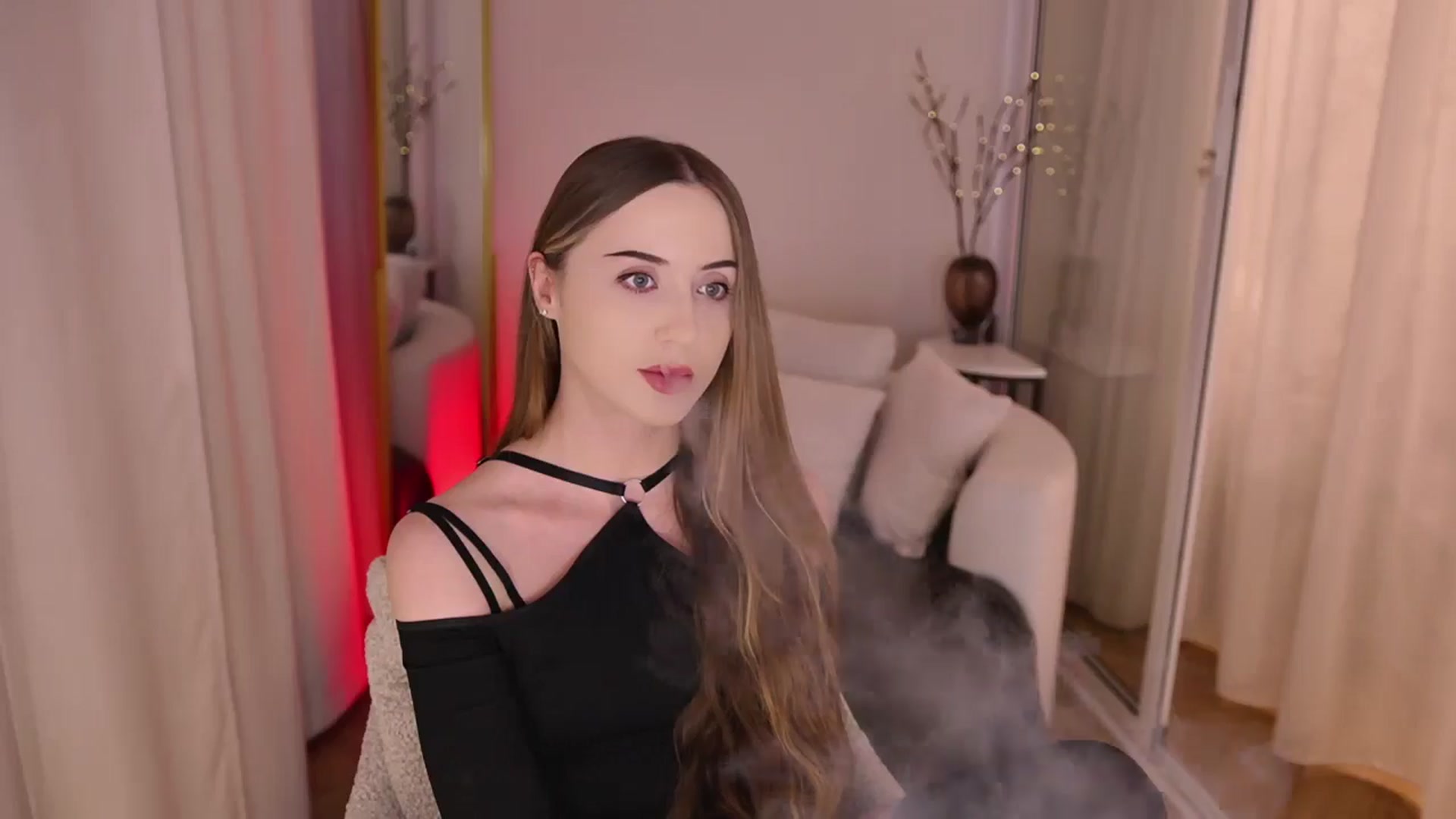 Gallery image thumbnail from Innocent_Soul's myfreecams stream on, 11/17/2025, 15:15 image 11 of 20