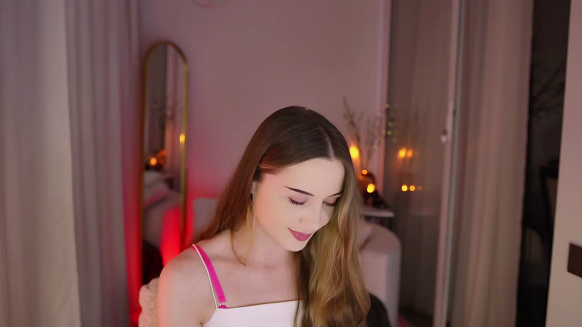 Gallery image thumbnail from Innocent_Soul's myfreecams stream on, 11/24/2025, 15:46 image 3 of 20