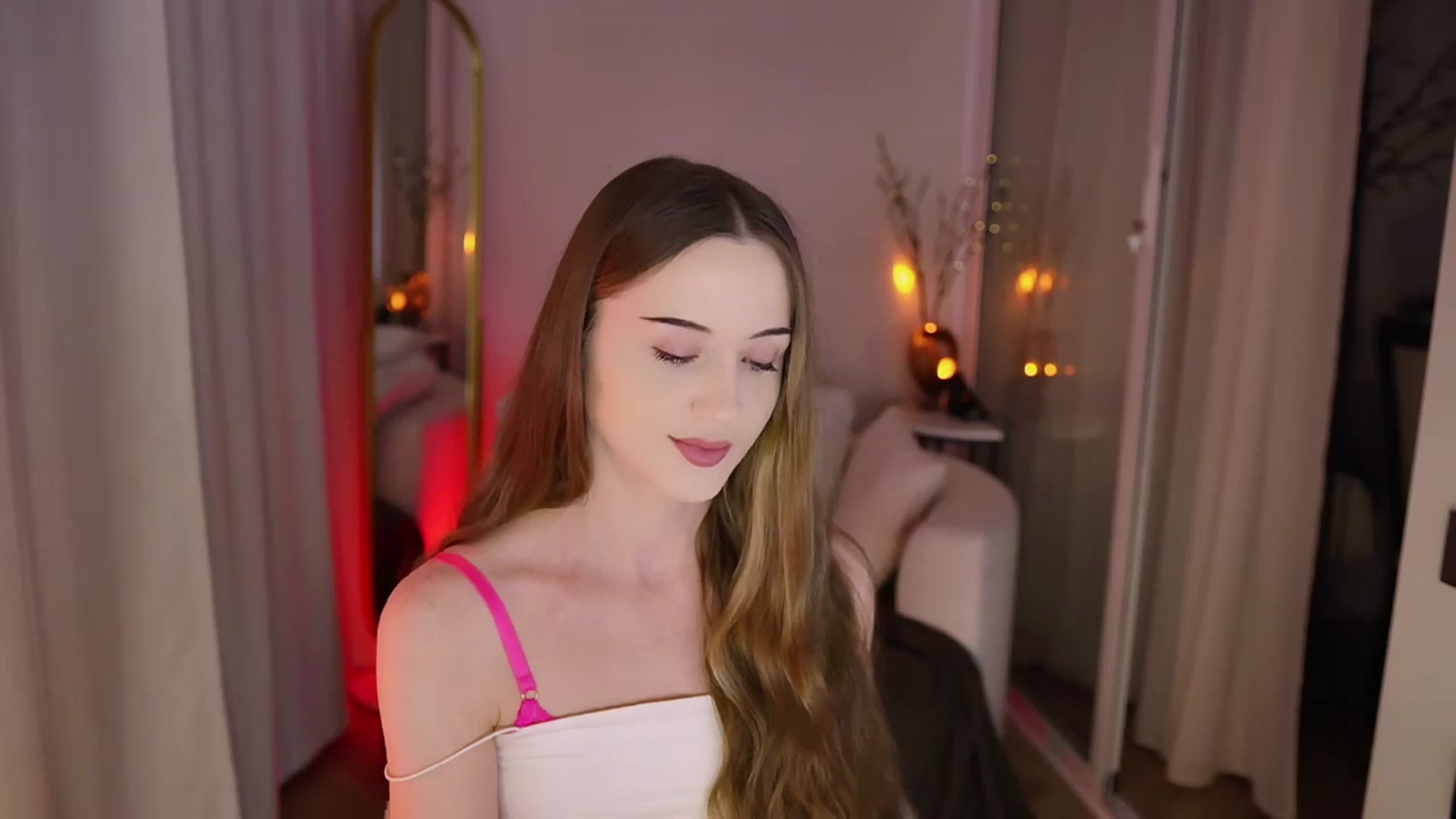 Gallery image thumbnail from Innocent_Soul's myfreecams stream on, 11/24/2025, 15:46 image 11 of 20