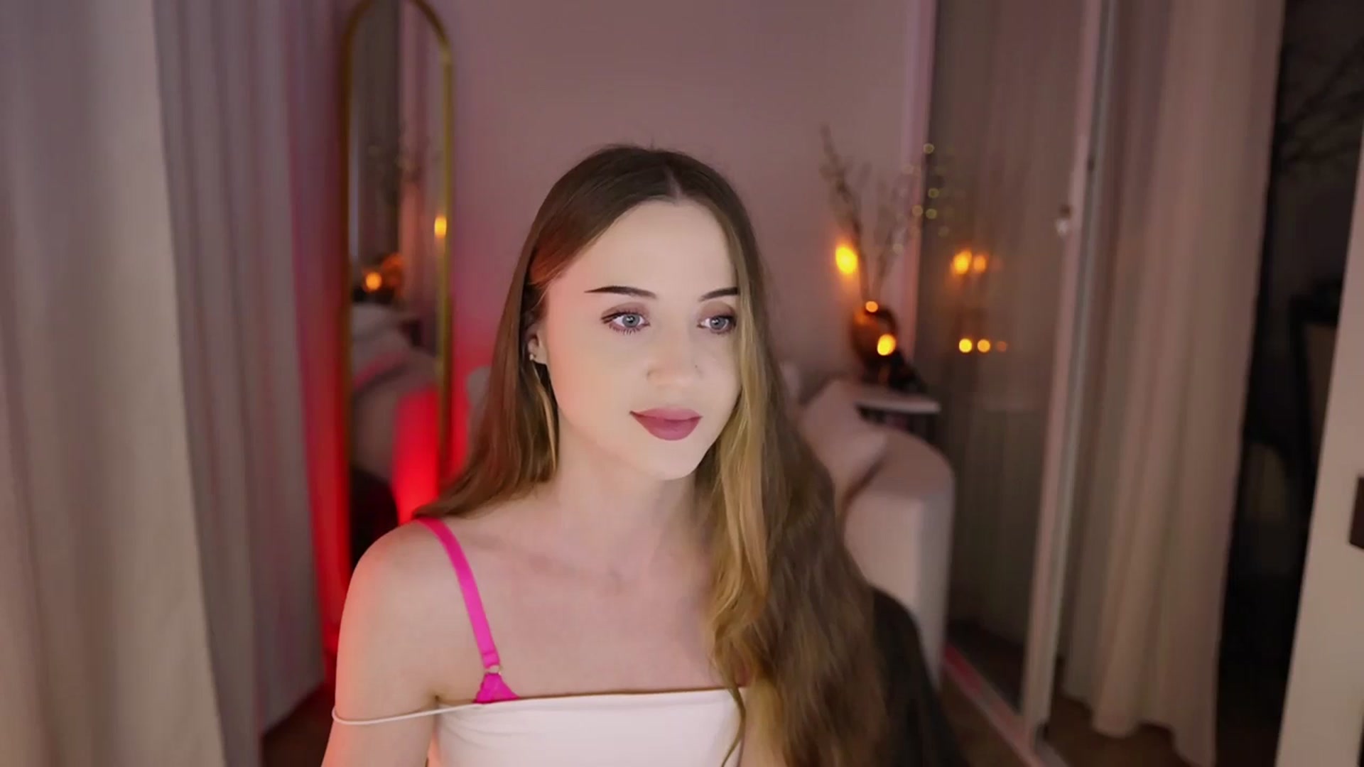 Gallery image thumbnail from Innocent_Soul's myfreecams stream on, 11/24/2025, 15:46 image 9 of 20