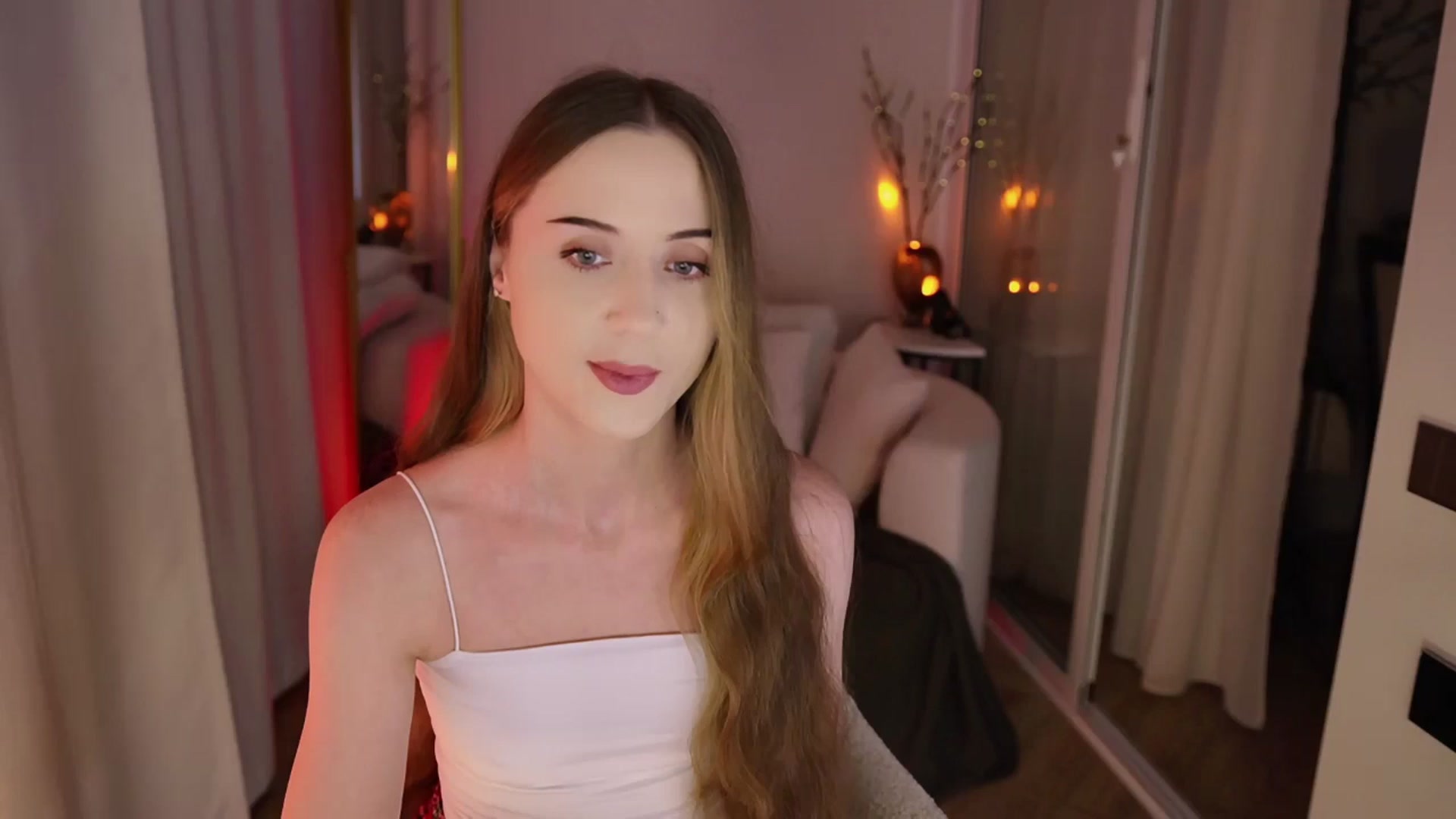 Gallery image thumbnail from Innocent_Soul's myfreecams stream on, 11/24/2025, 16:04 image 6 of 20