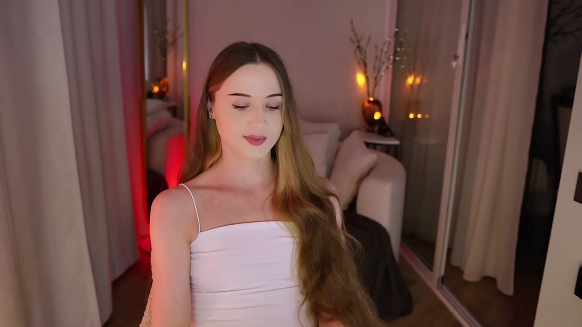 Gallery image thumbnail from Innocent_Soul's myfreecams stream on, 11/24/2025, 16:04 image 14 of 20