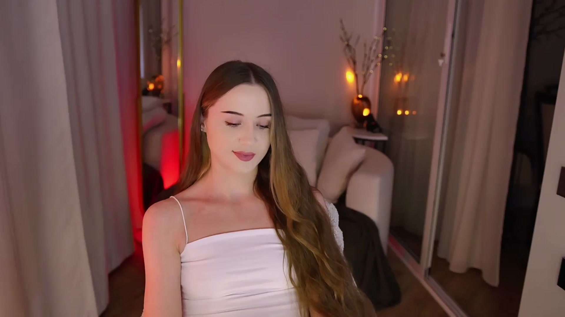 Gallery image thumbnail from Innocent_Soul's myfreecams stream on, 11/24/2025, 16:04 image 19 of 20