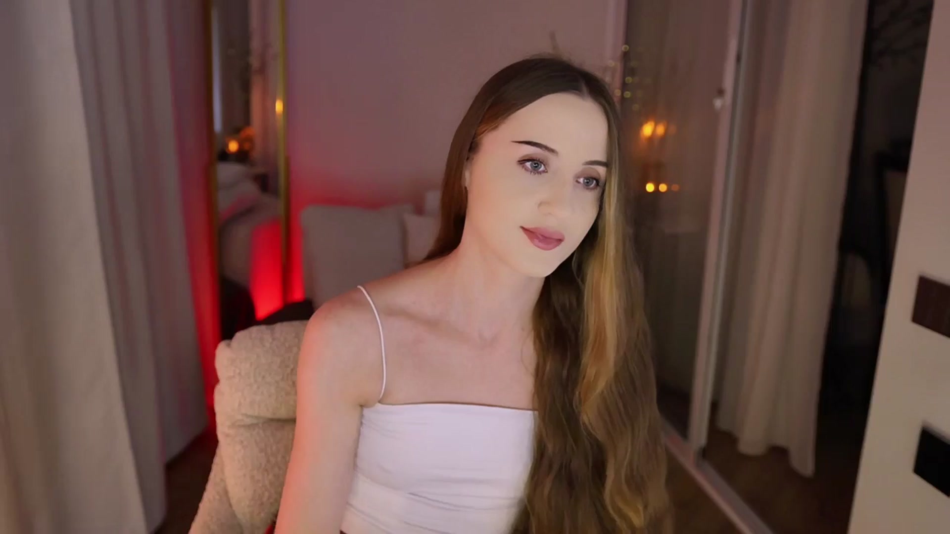 Gallery image thumbnail from Innocent_Soul's myfreecams stream on, 11/24/2025, 17:41 image 3 of 20