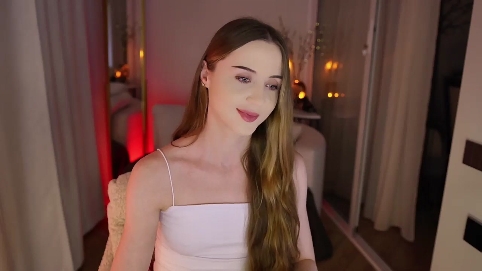 Gallery image thumbnail from Innocent_Soul's myfreecams stream on, 11/24/2025, 18:17 image 17 of 20