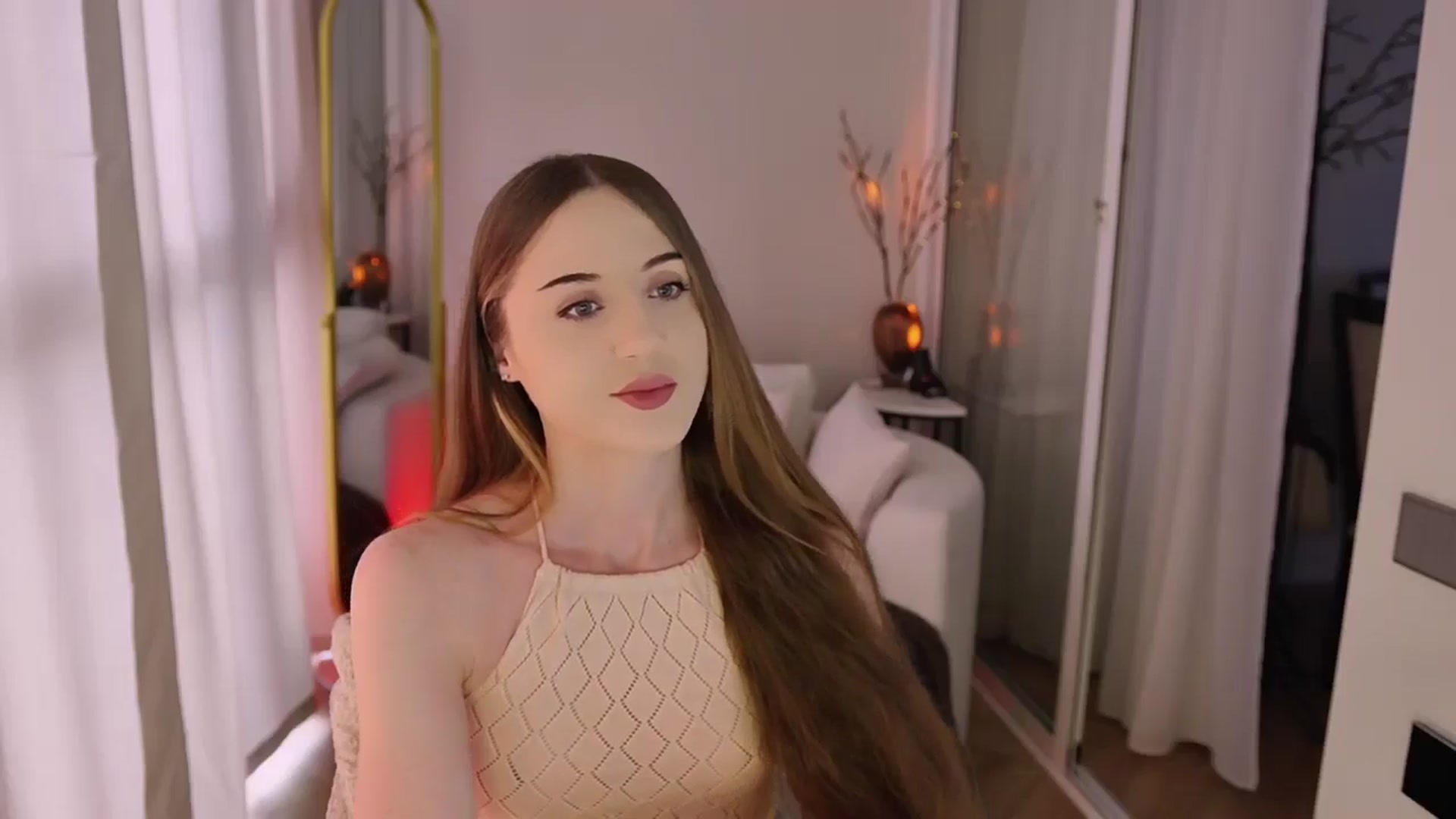 Gallery image thumbnail from Innocent_Soul's myfreecams stream on, 11/25/2025, 10:49 image 16 of 20