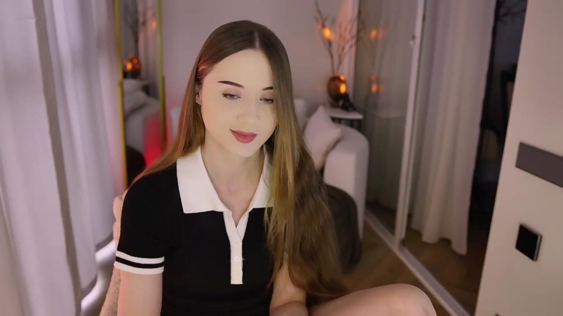 Gallery image thumbnail from Innocent_Soul's myfreecams stream on, 11/27/2025, 08:19 image 12 of 20