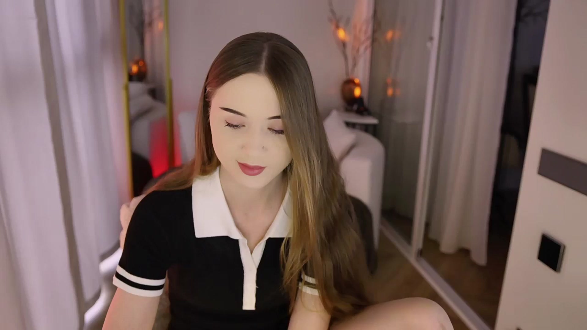 Gallery image thumbnail from Innocent_Soul's myfreecams stream on, 11/27/2025, 08:19 image 9 of 20