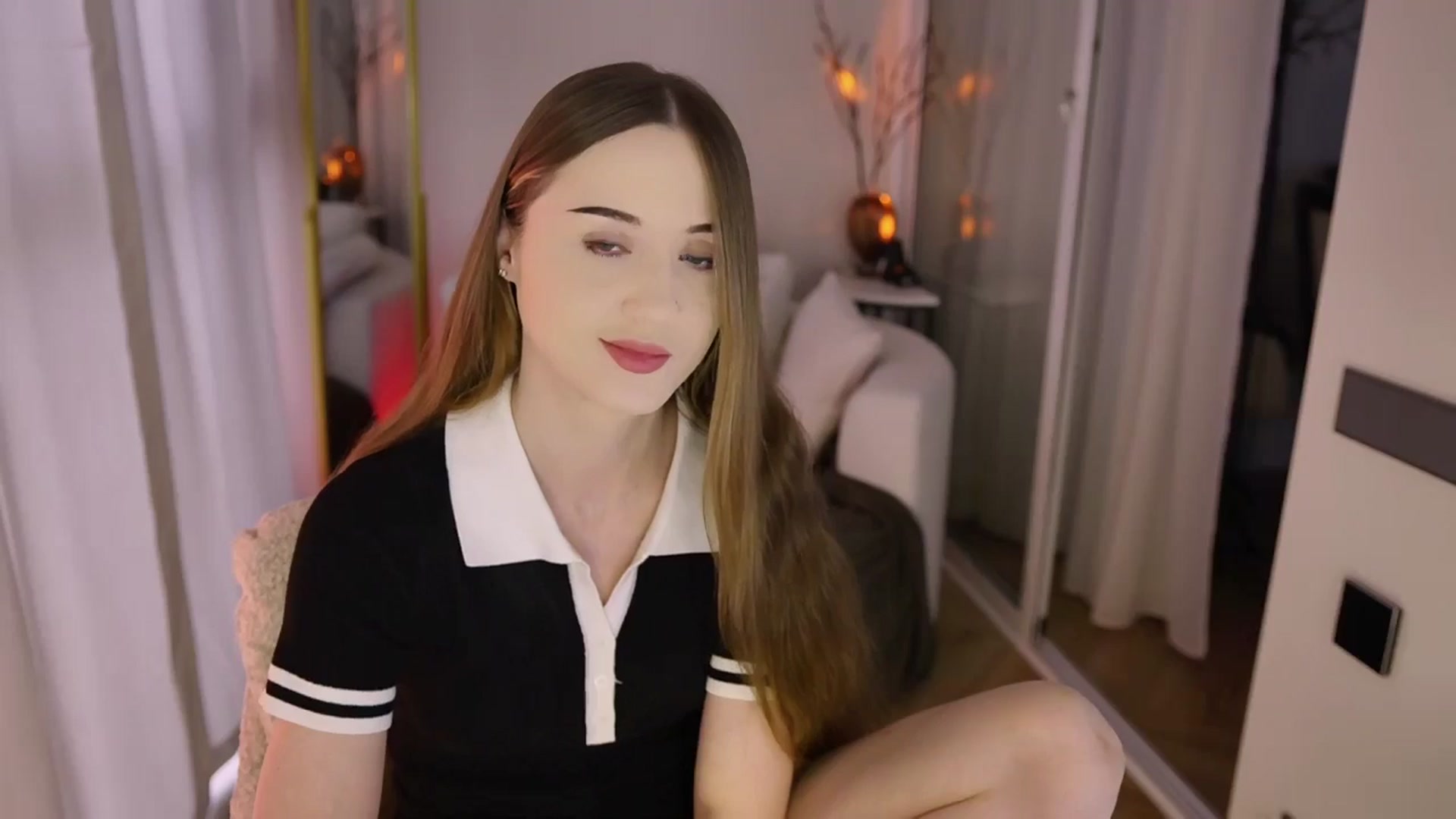 Gallery image thumbnail from Innocent_Soul's myfreecams stream on, 11/27/2025, 08:19 image 2 of 20